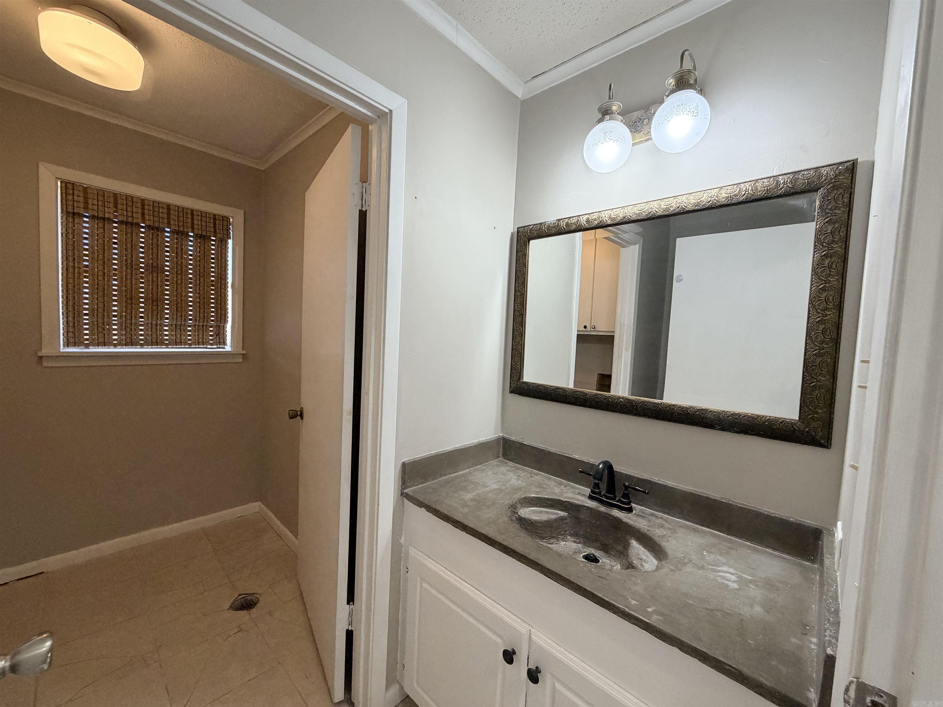 415 E Lincoln St  Hamburg, AR