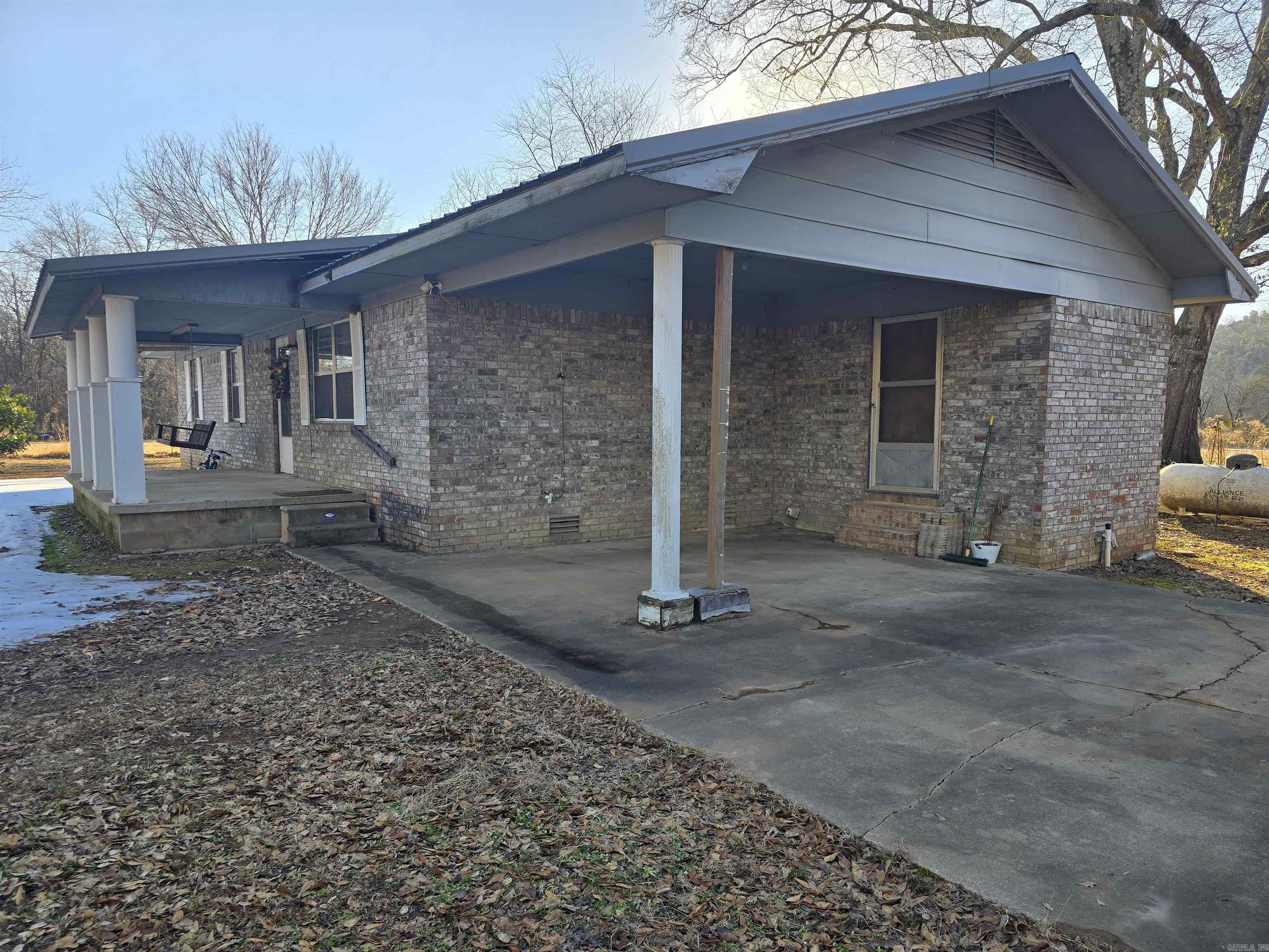 23893 E Hwy 80  Waldron, AR