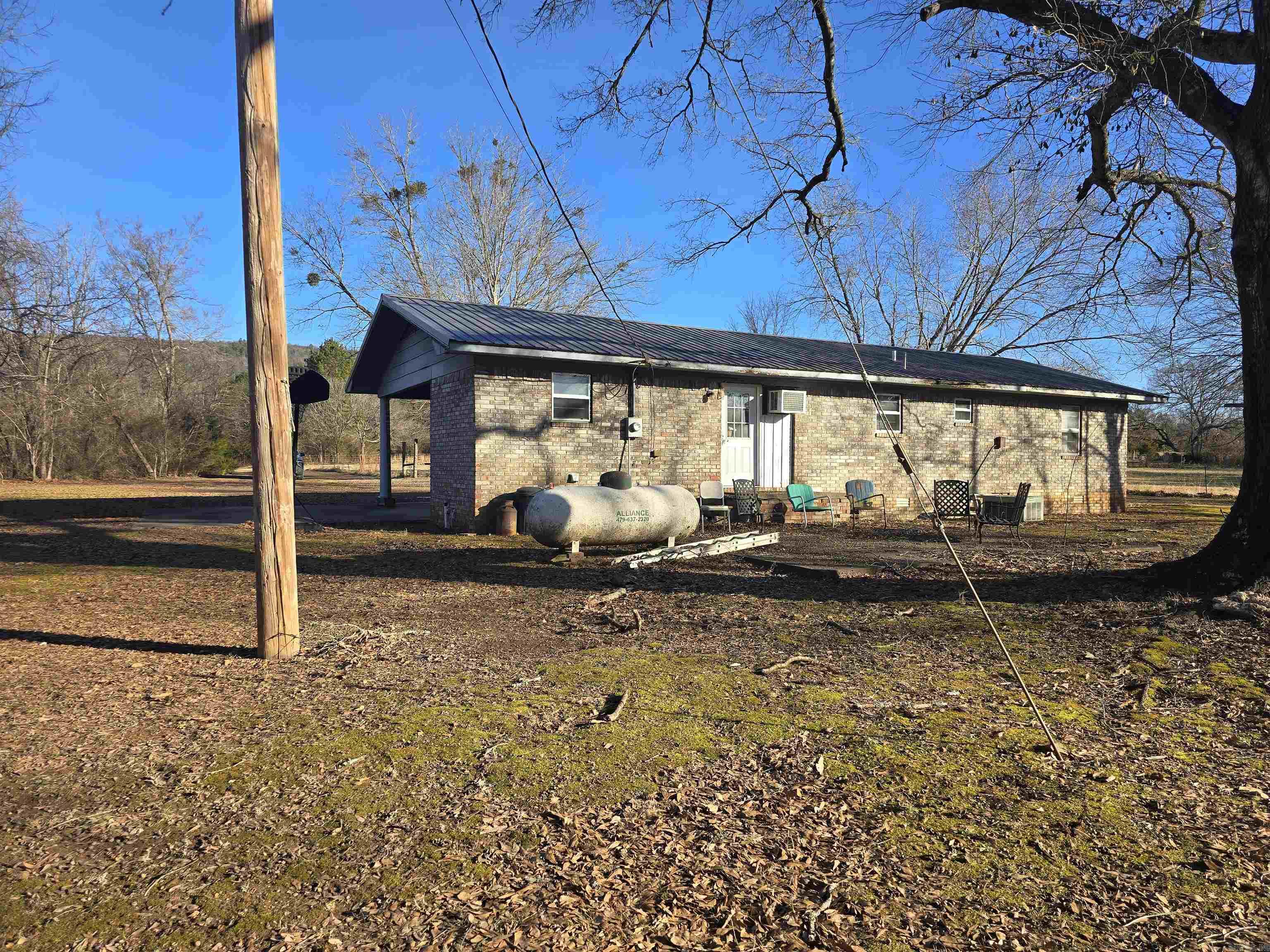 23893 E Hwy 80  Waldron, AR