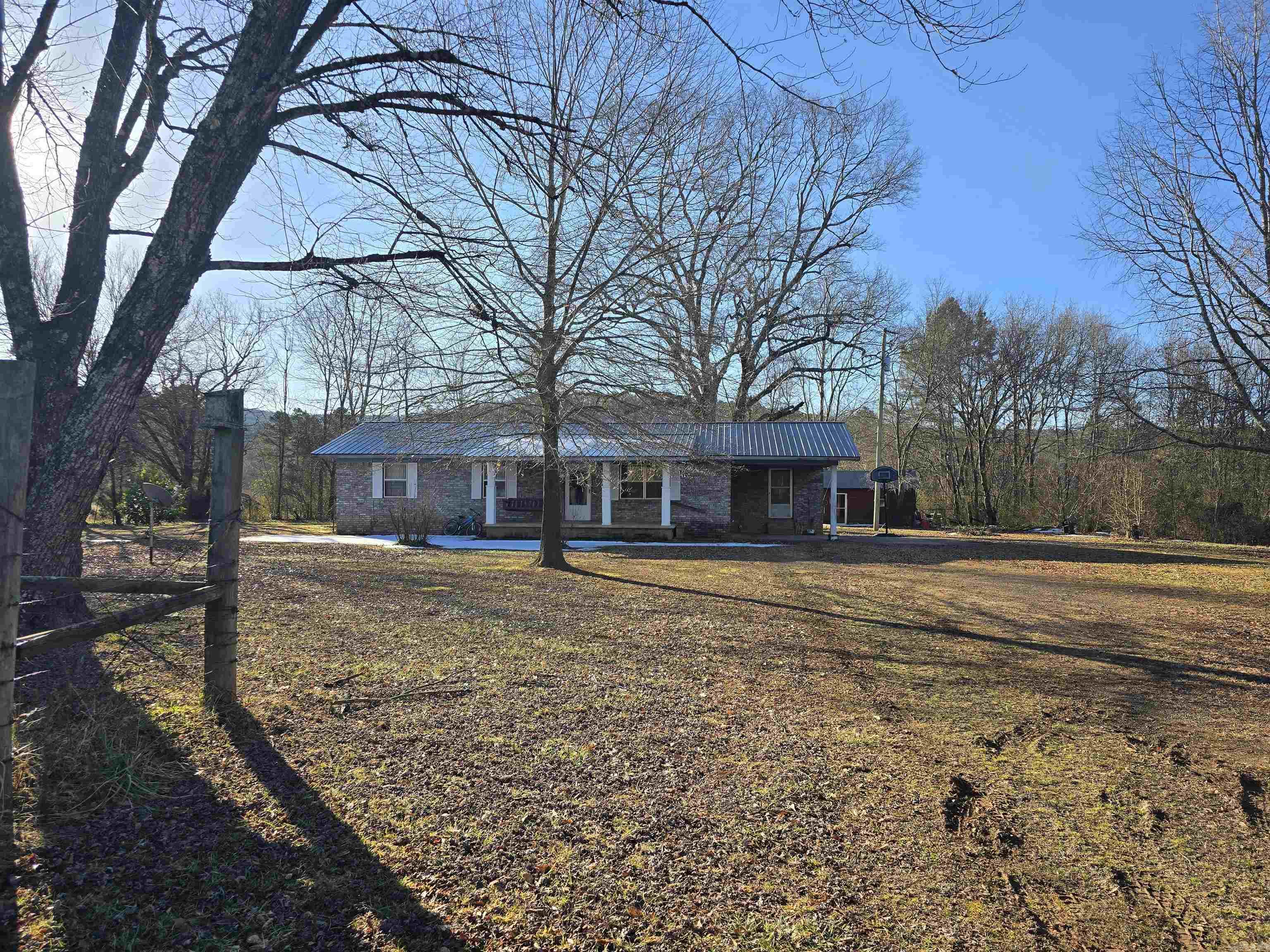 23893 E Hwy 80  Waldron, AR