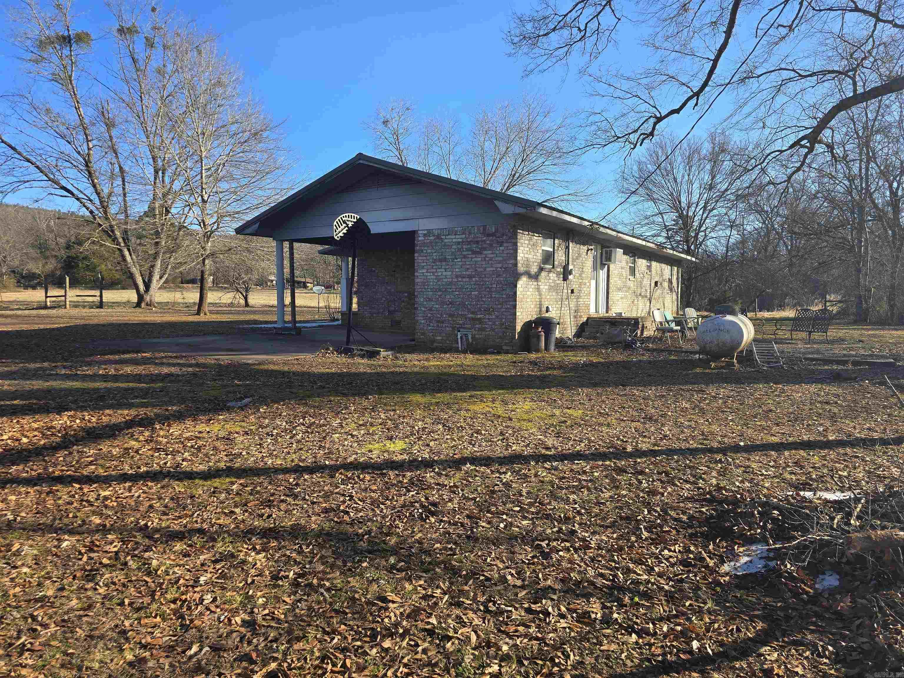23893 E Hwy 80  Waldron, AR