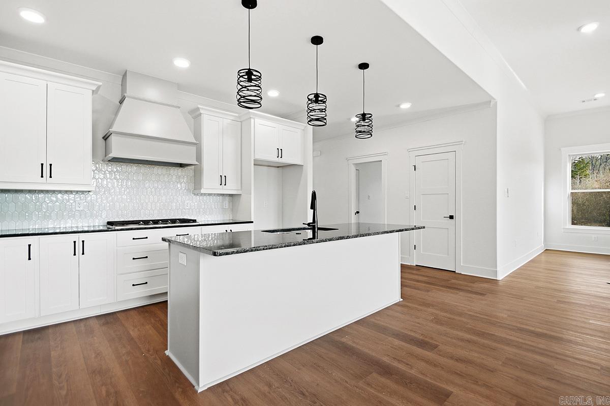 6201 Creekwater  Bryant, AR