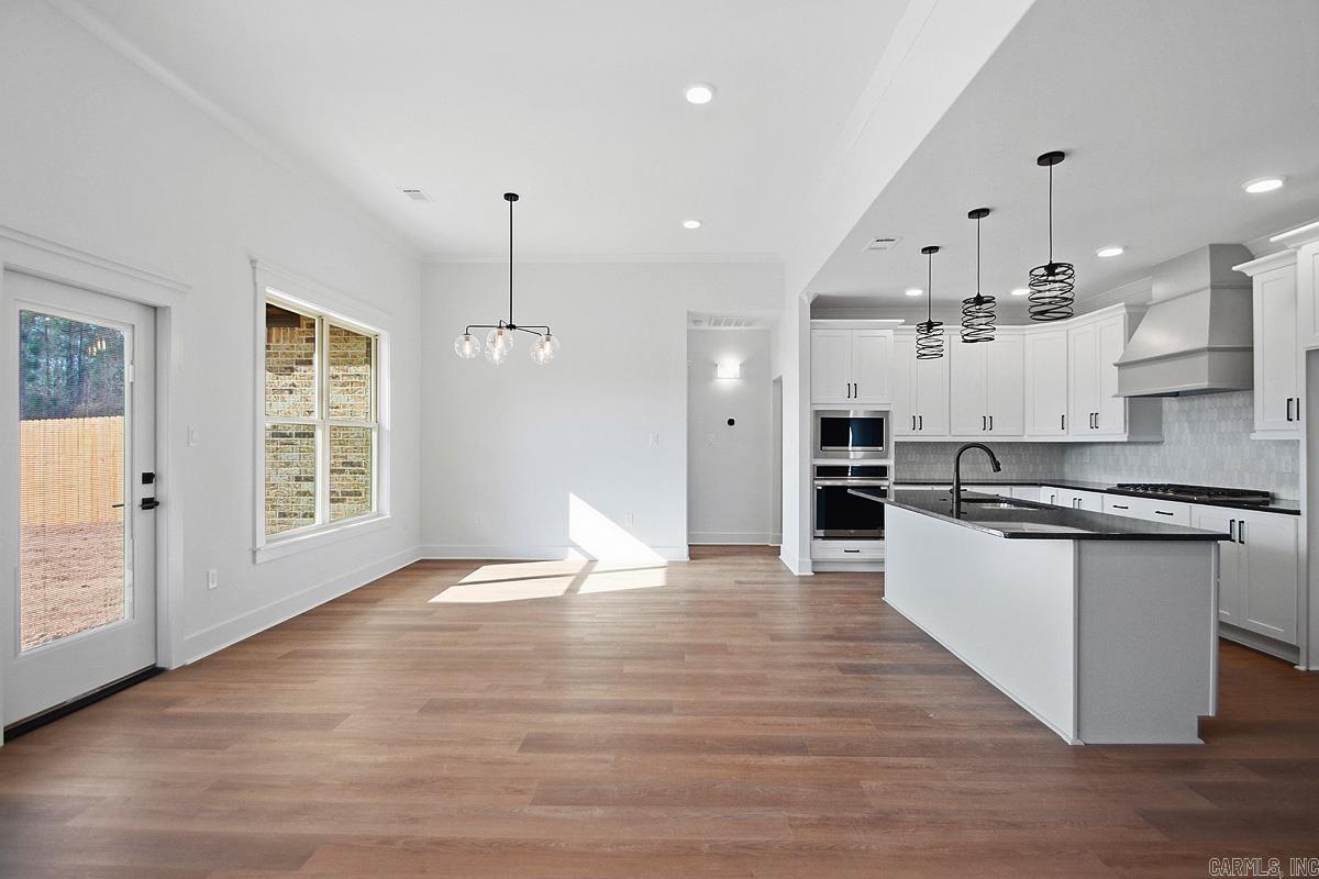 6201 Creekwater  Bryant, AR