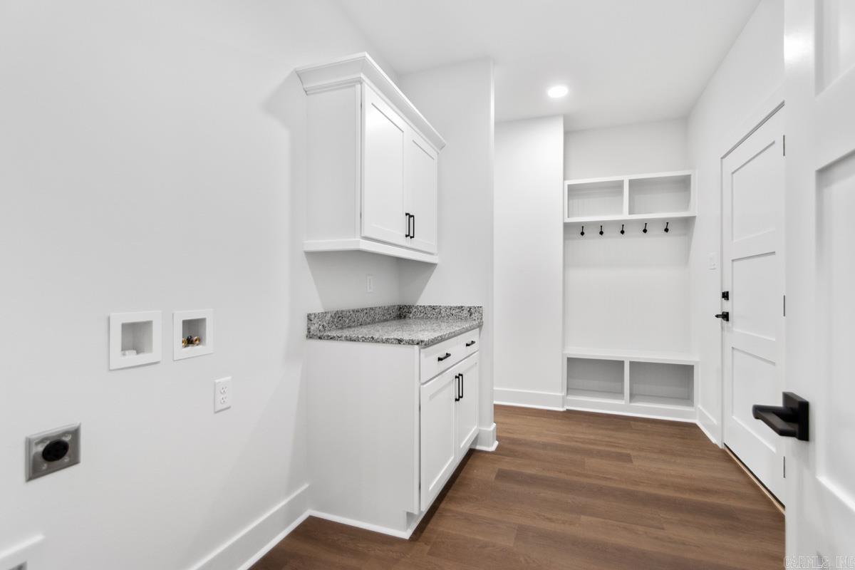 6201 Creekwater  Bryant, AR