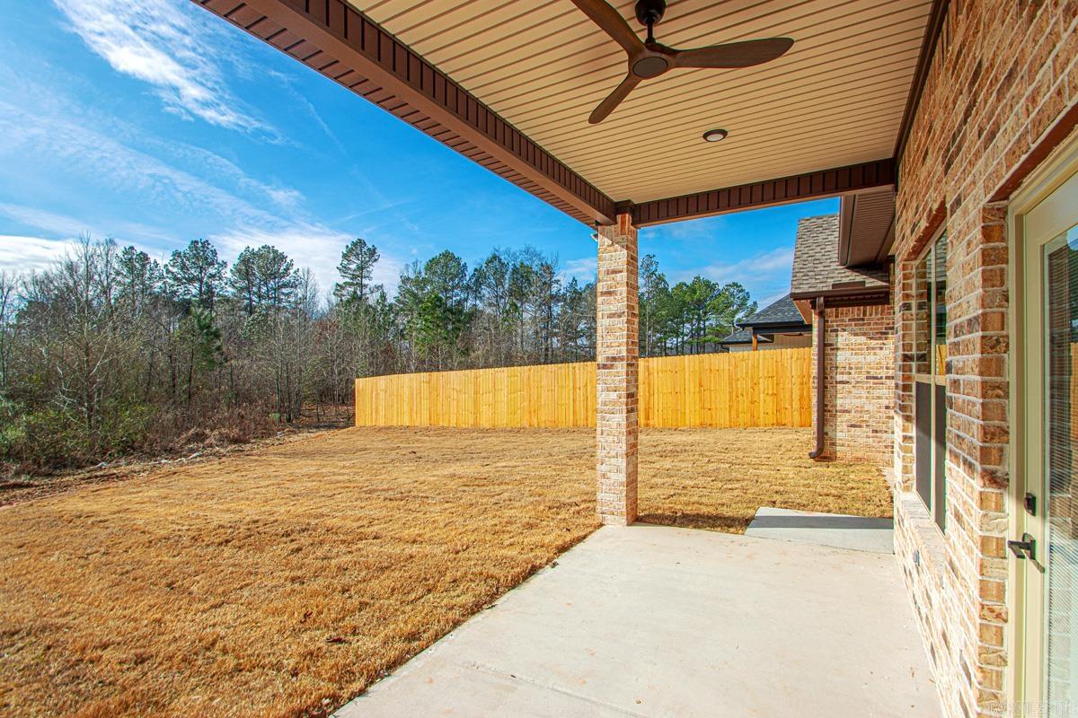 6201 Creekwater  Bryant, AR