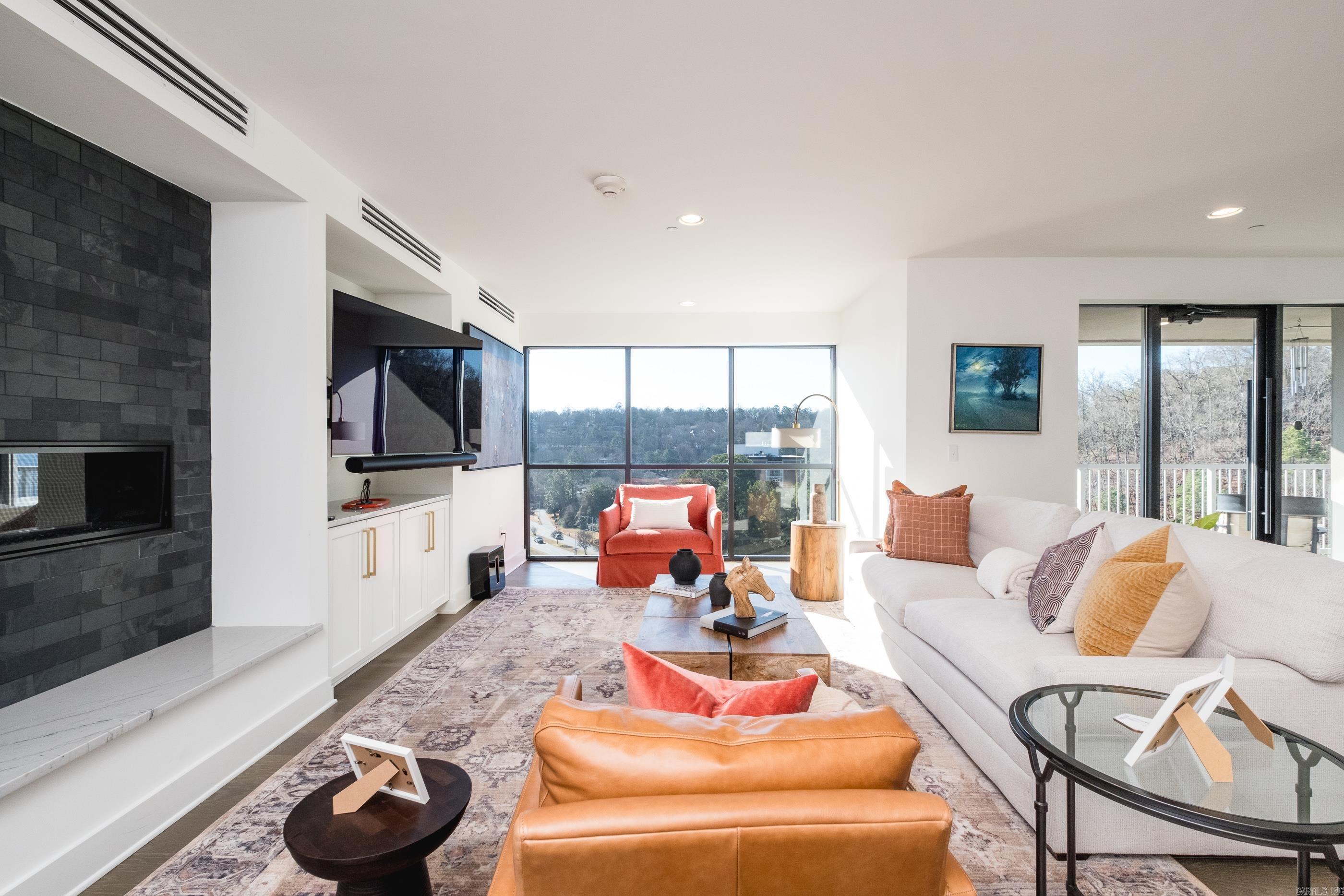 3700 Cantrell Road #1103  Little Rock, AR