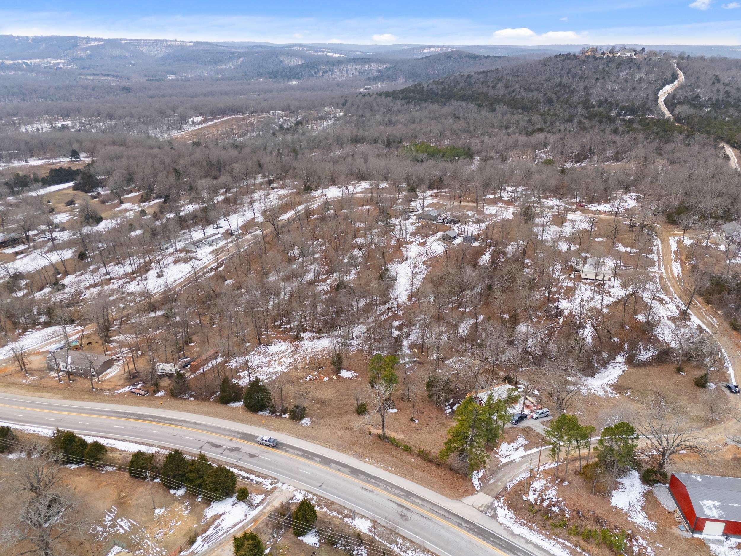 483 Oakwood Acres Circle  Flippin, AR