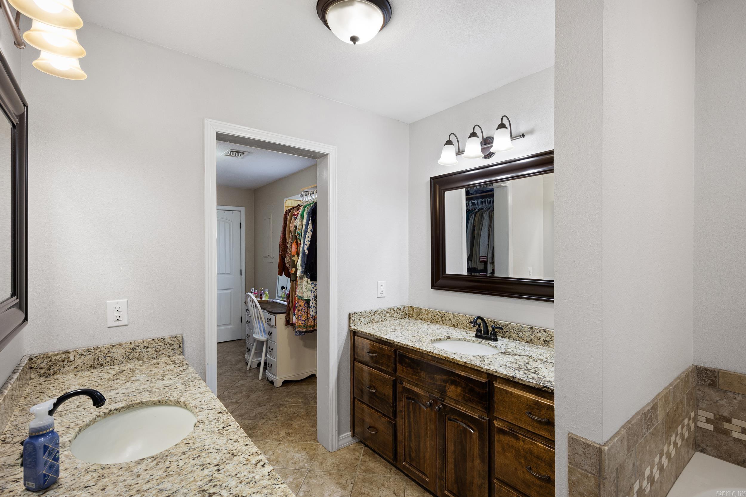 616 State Hwy 393  Delaware, AR