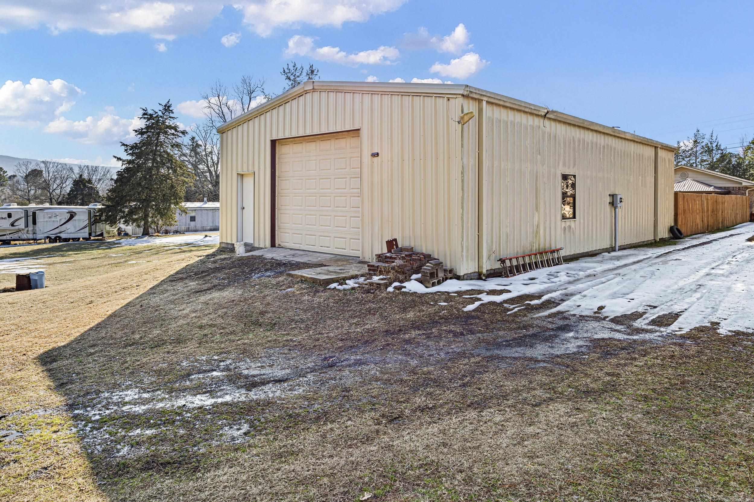 616 State Hwy 393  Delaware, AR