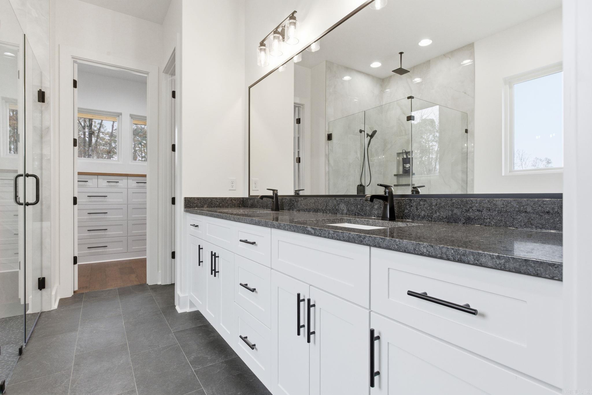 3076 Avilla Manor  Alexander, AR