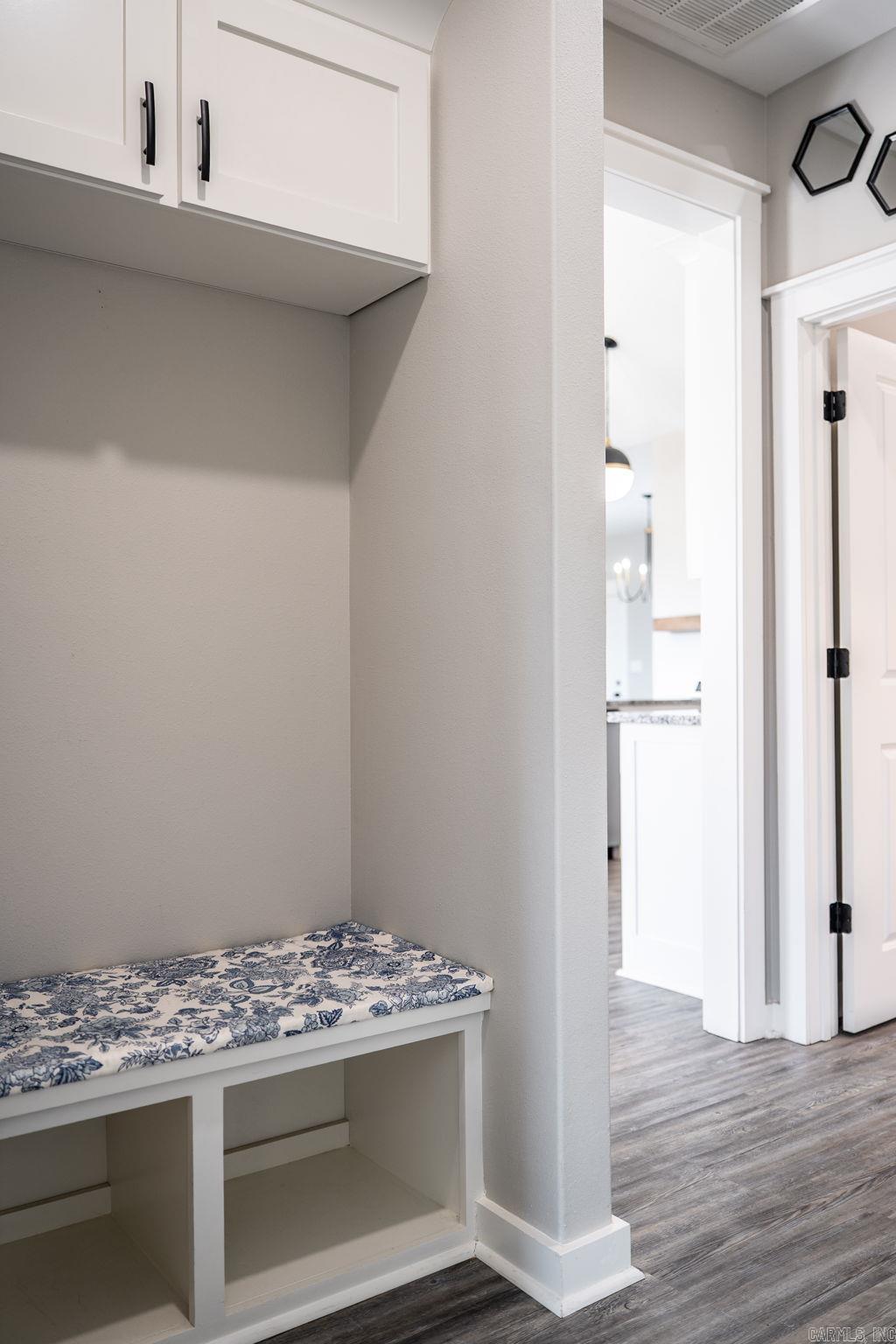 9 Wedgewood Dr  Greenbrier, AR