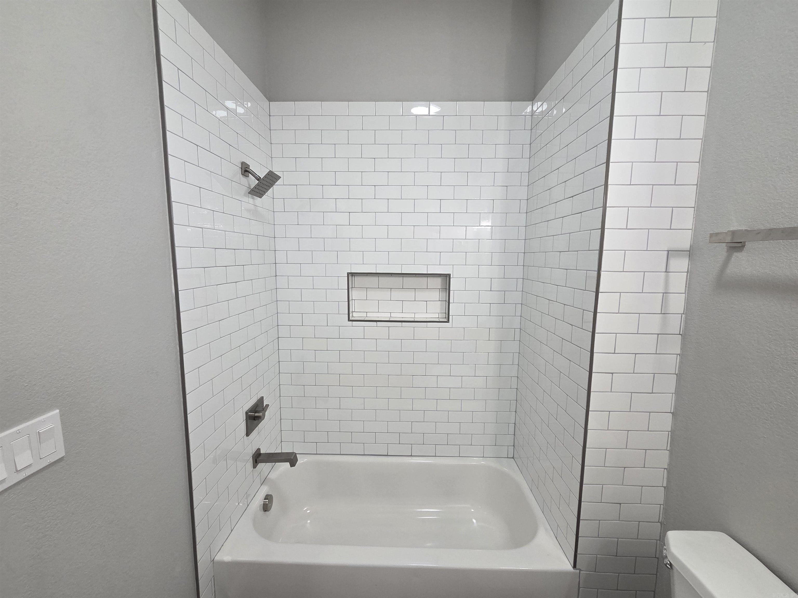 2411 S Schiller  Little Rock, AR