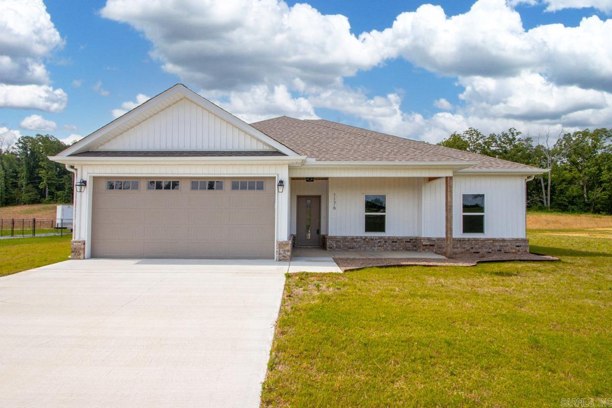 1176 Duke Drive