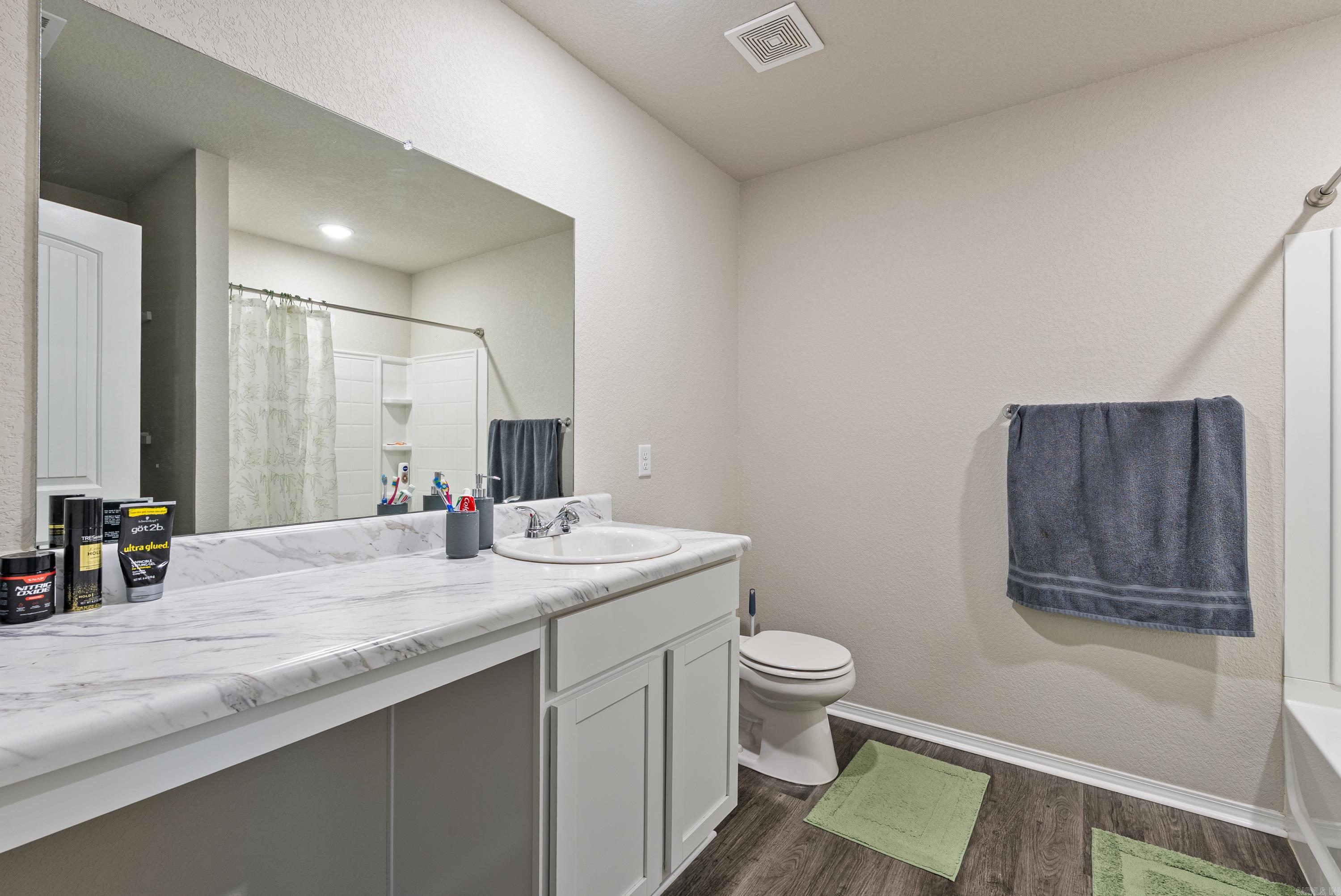 23 Barn Cat  Conway, AR