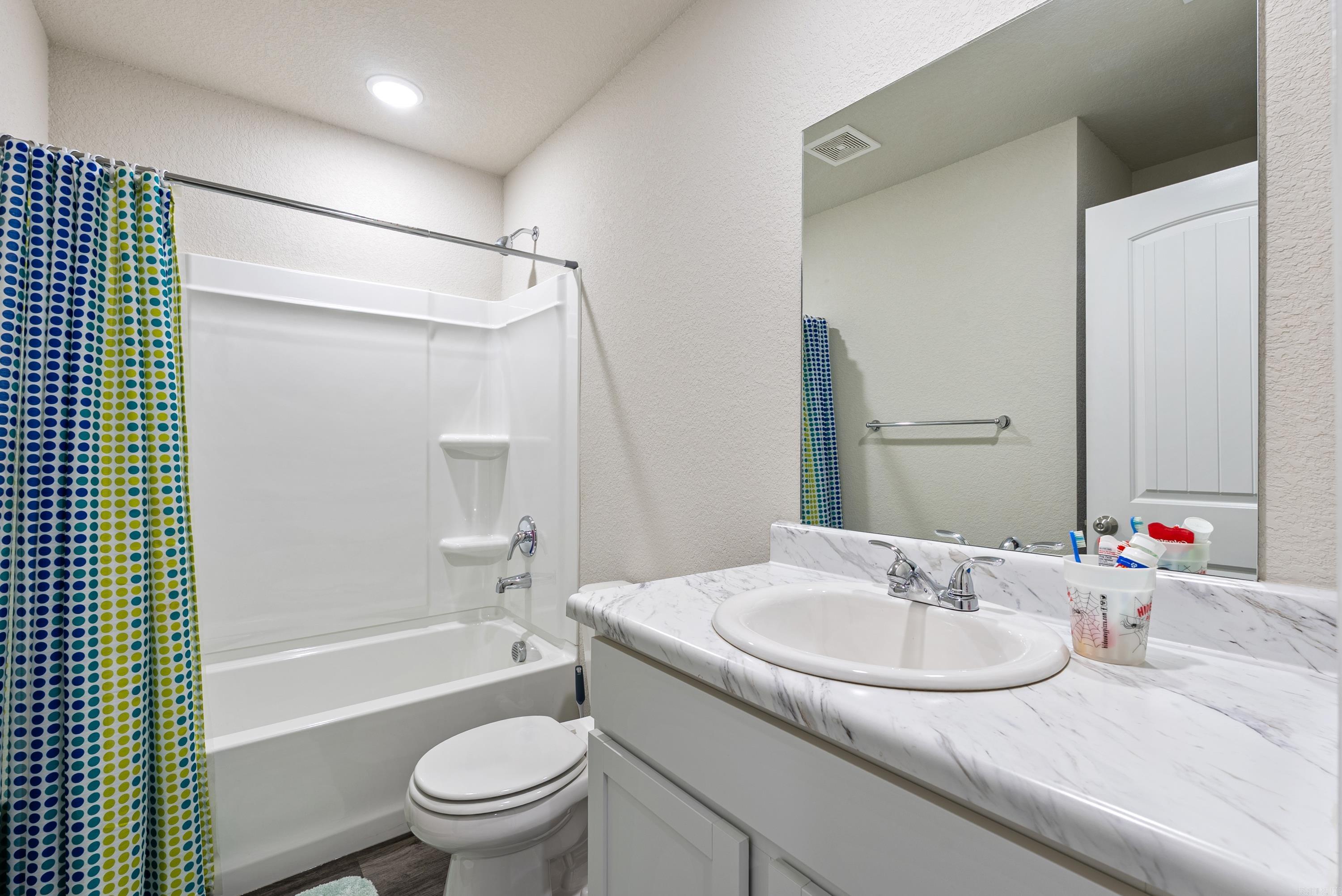 23 Barn Cat  Conway, AR