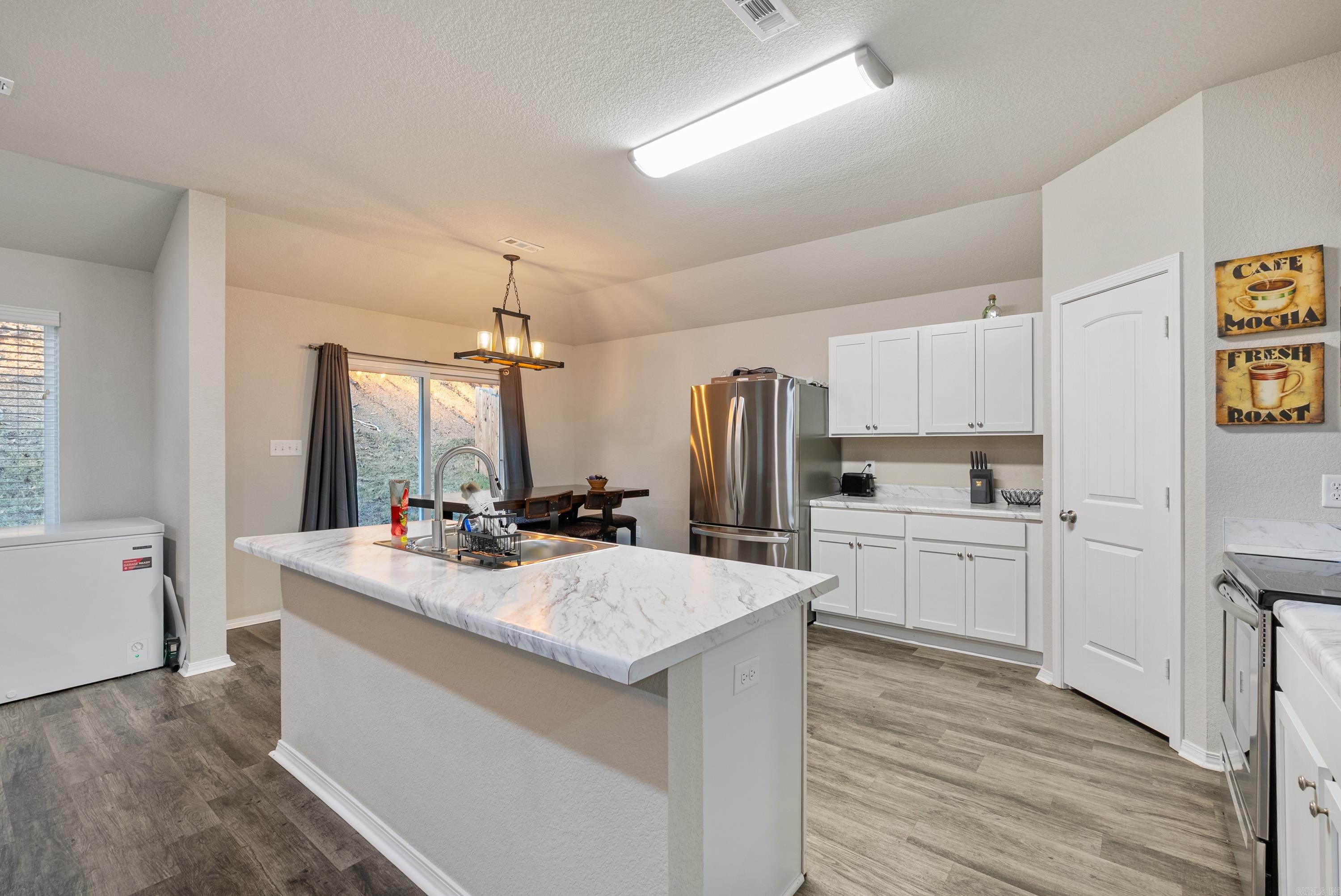 23 Barn Cat  Conway, AR