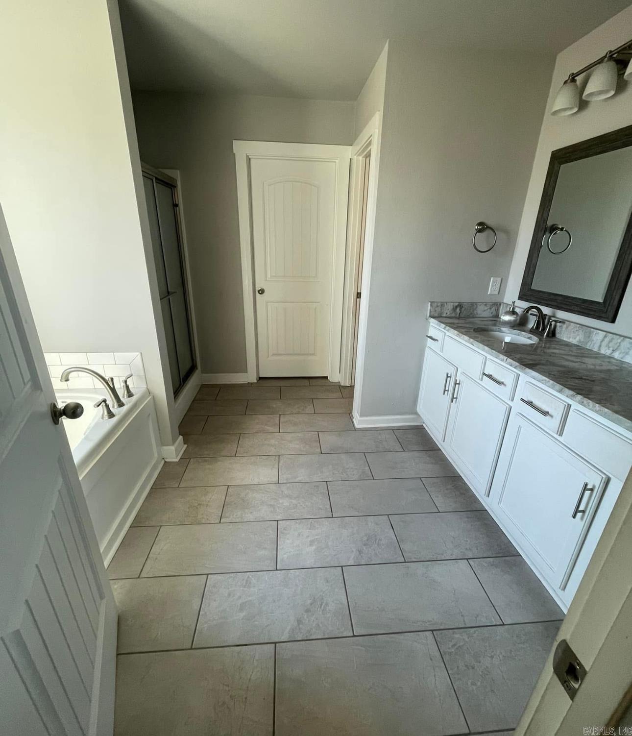 2096 Creekwood Circle  Bauxite, AR