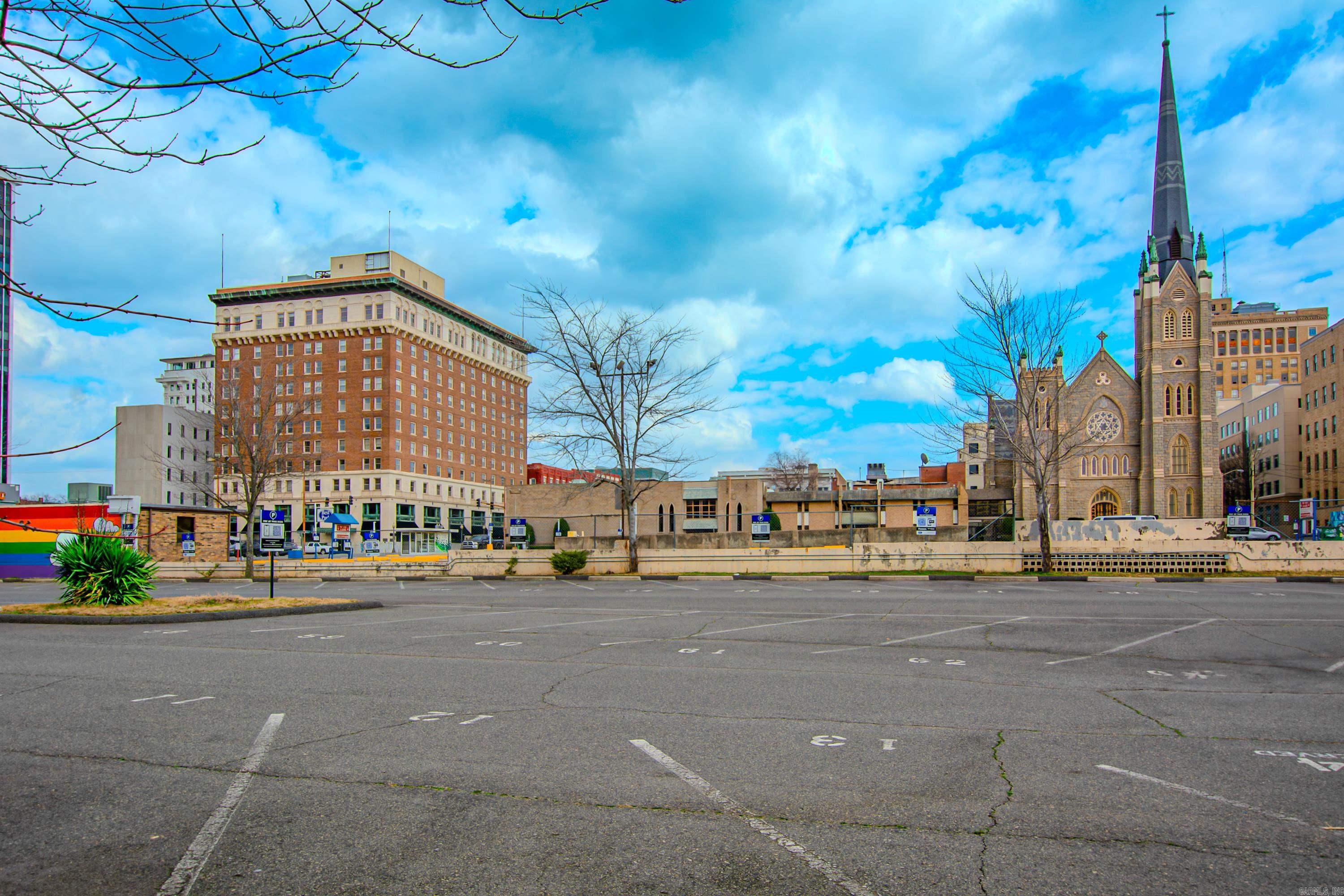 614 Center  Little Rock, AR