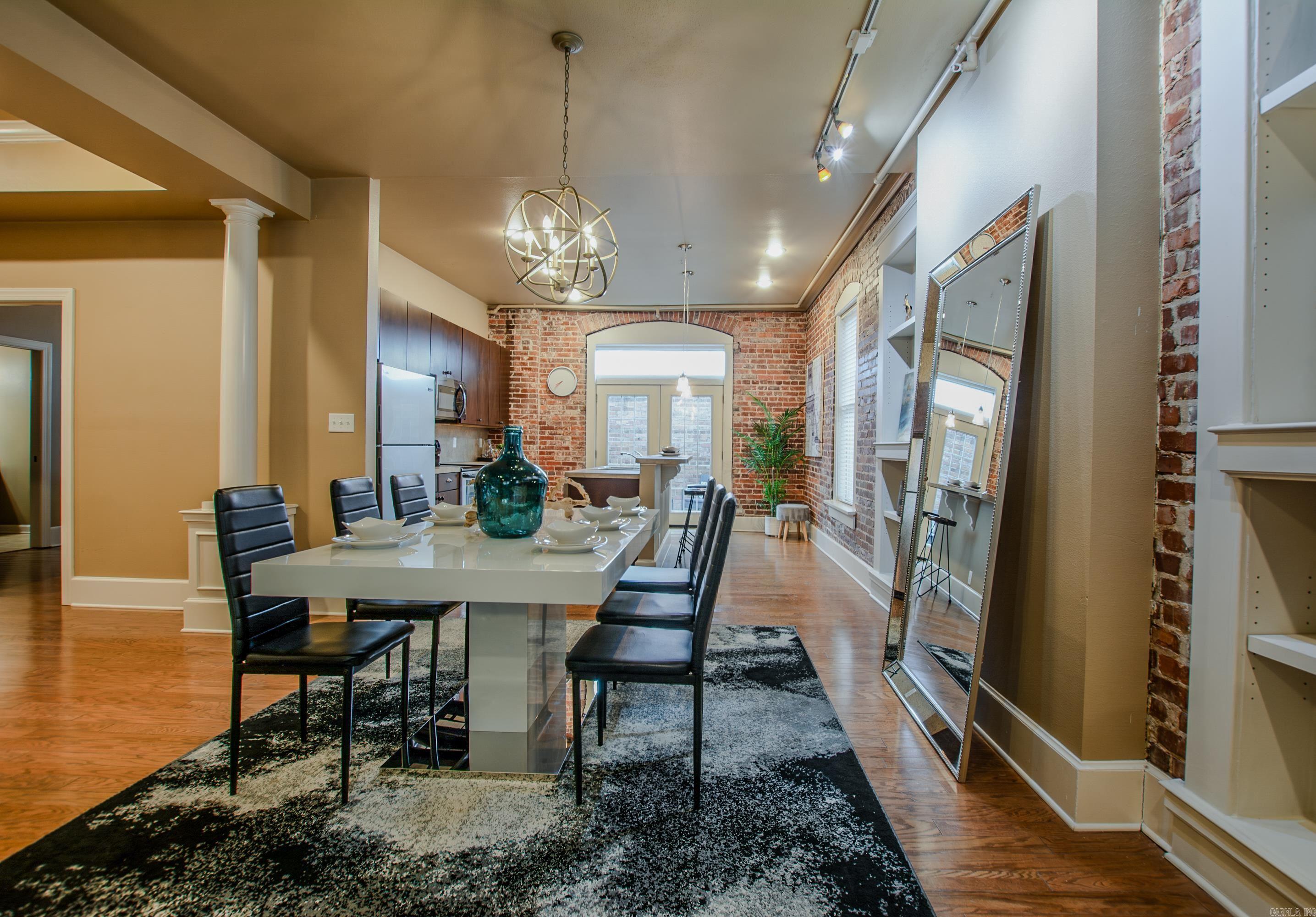 614 Center  Little Rock, AR