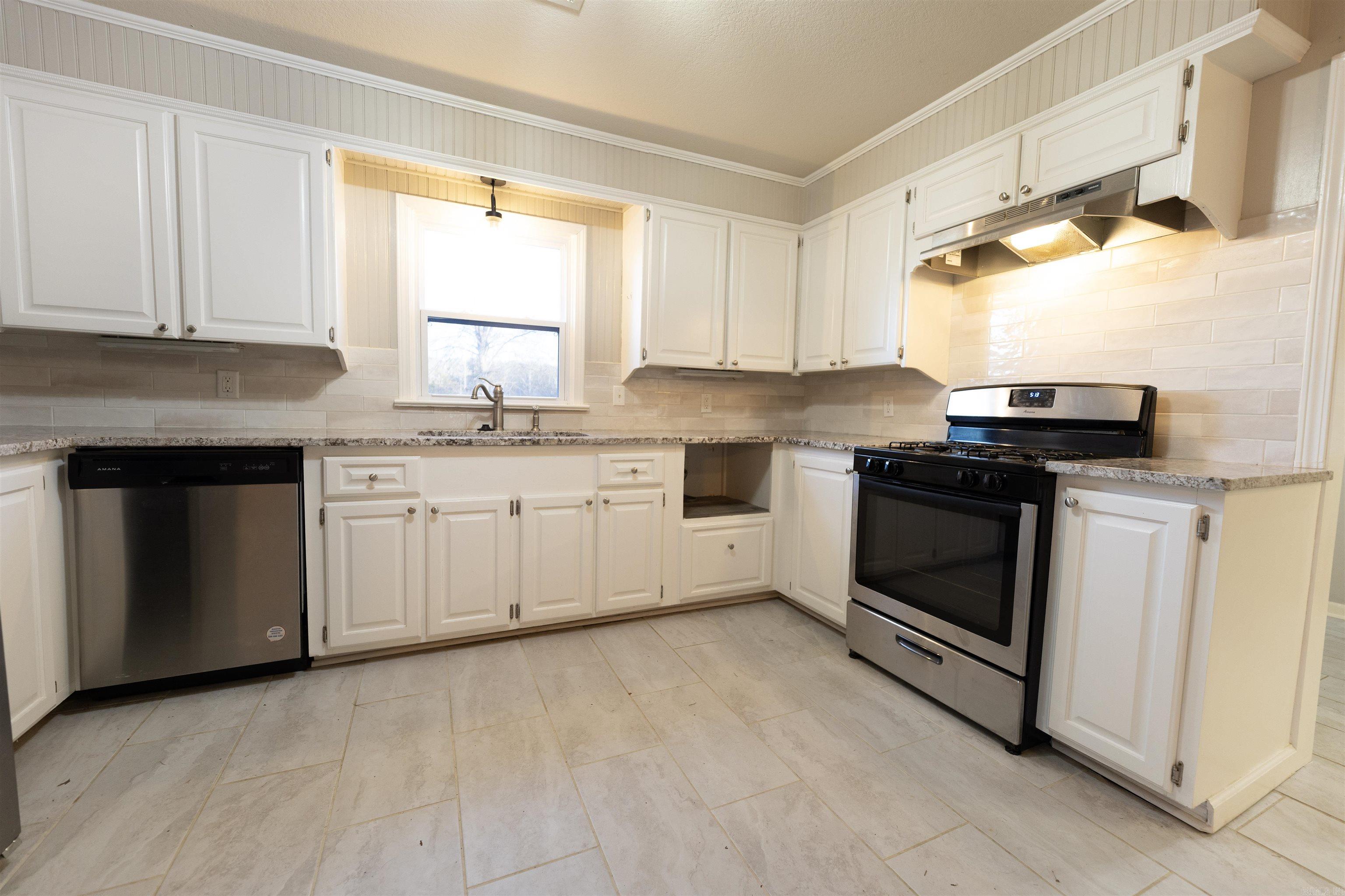 1515 Carroll Rd  Camden, AR