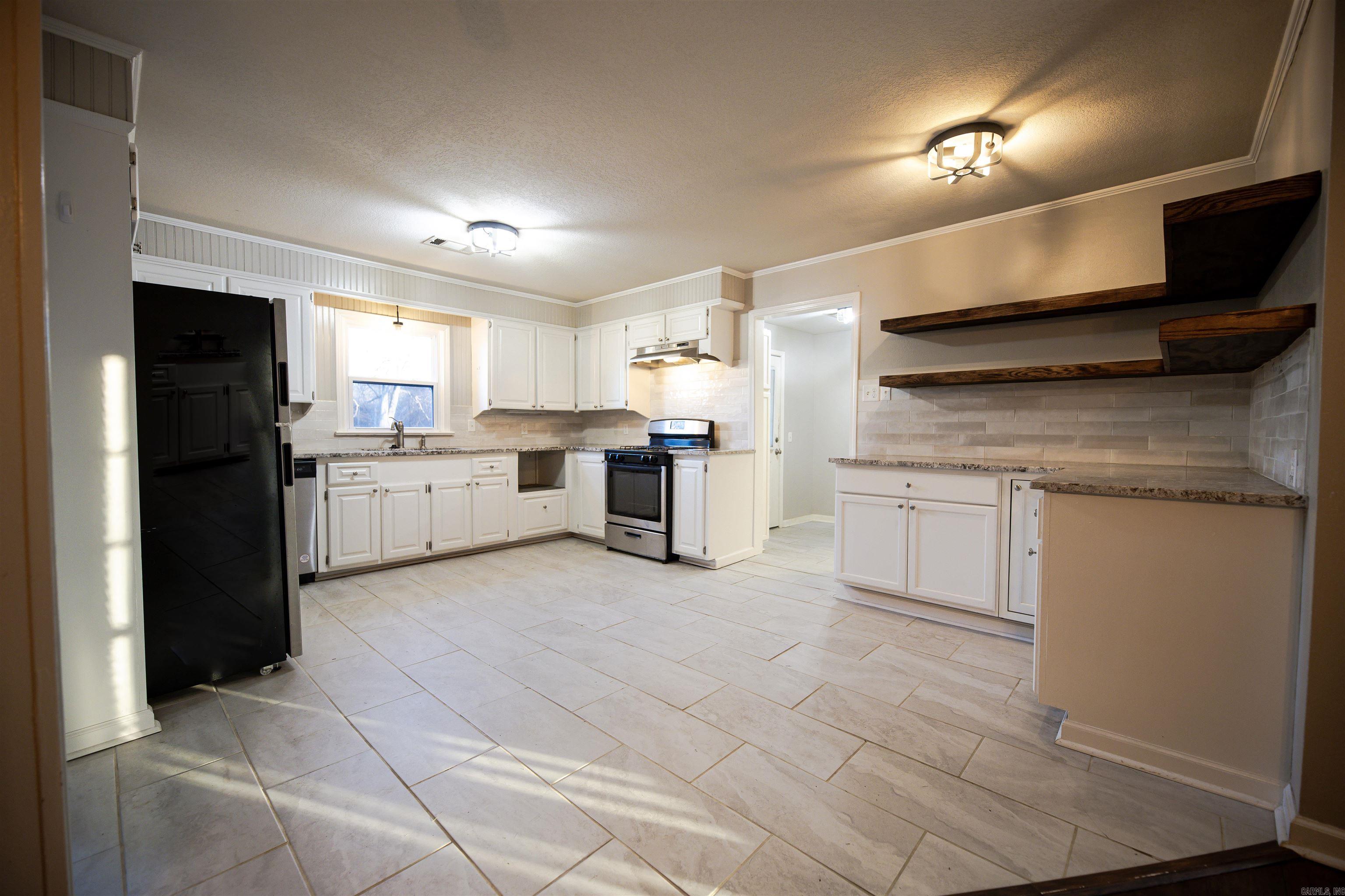 1515 Carroll Rd  Camden, AR