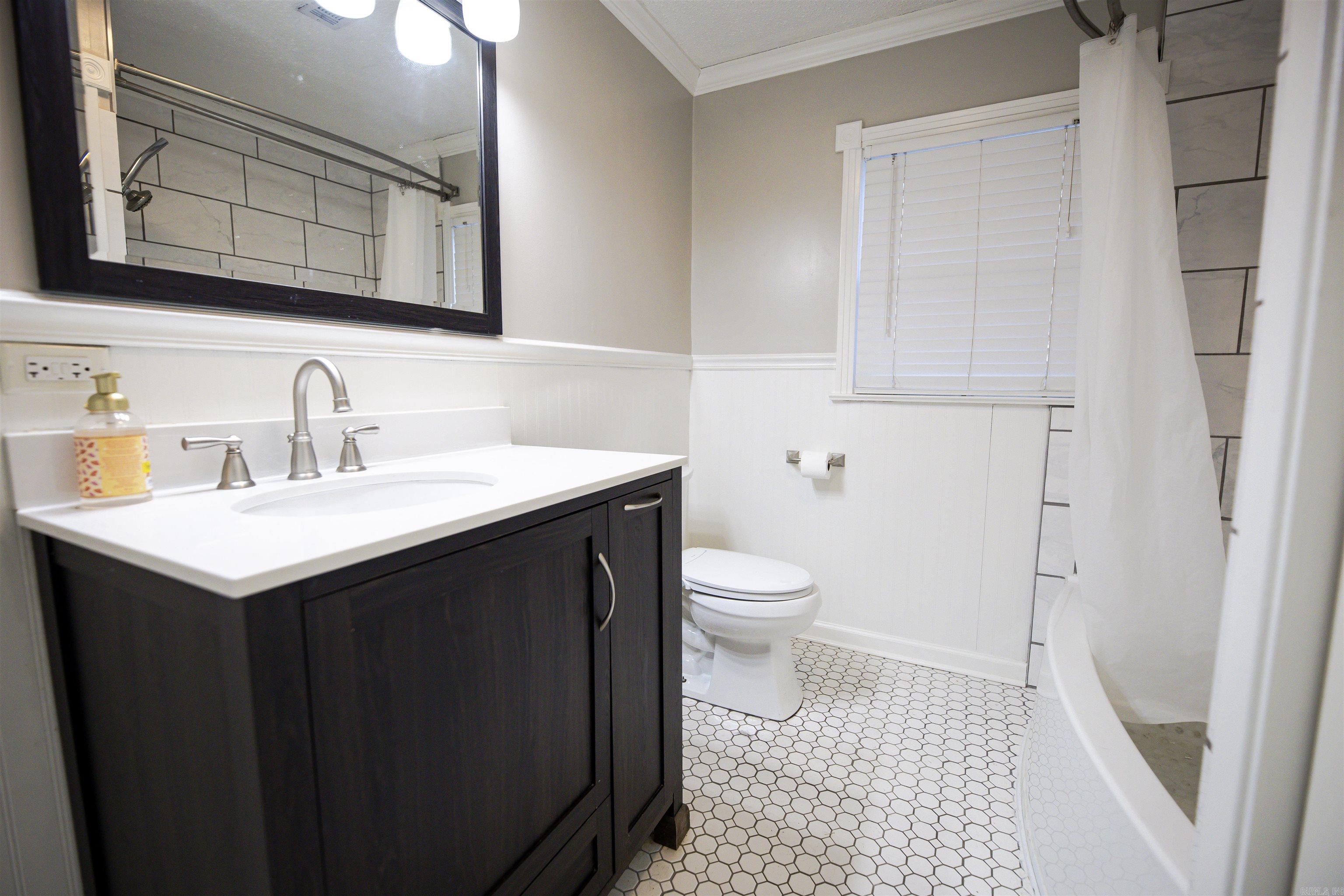 1515 Carroll Rd  Camden, AR