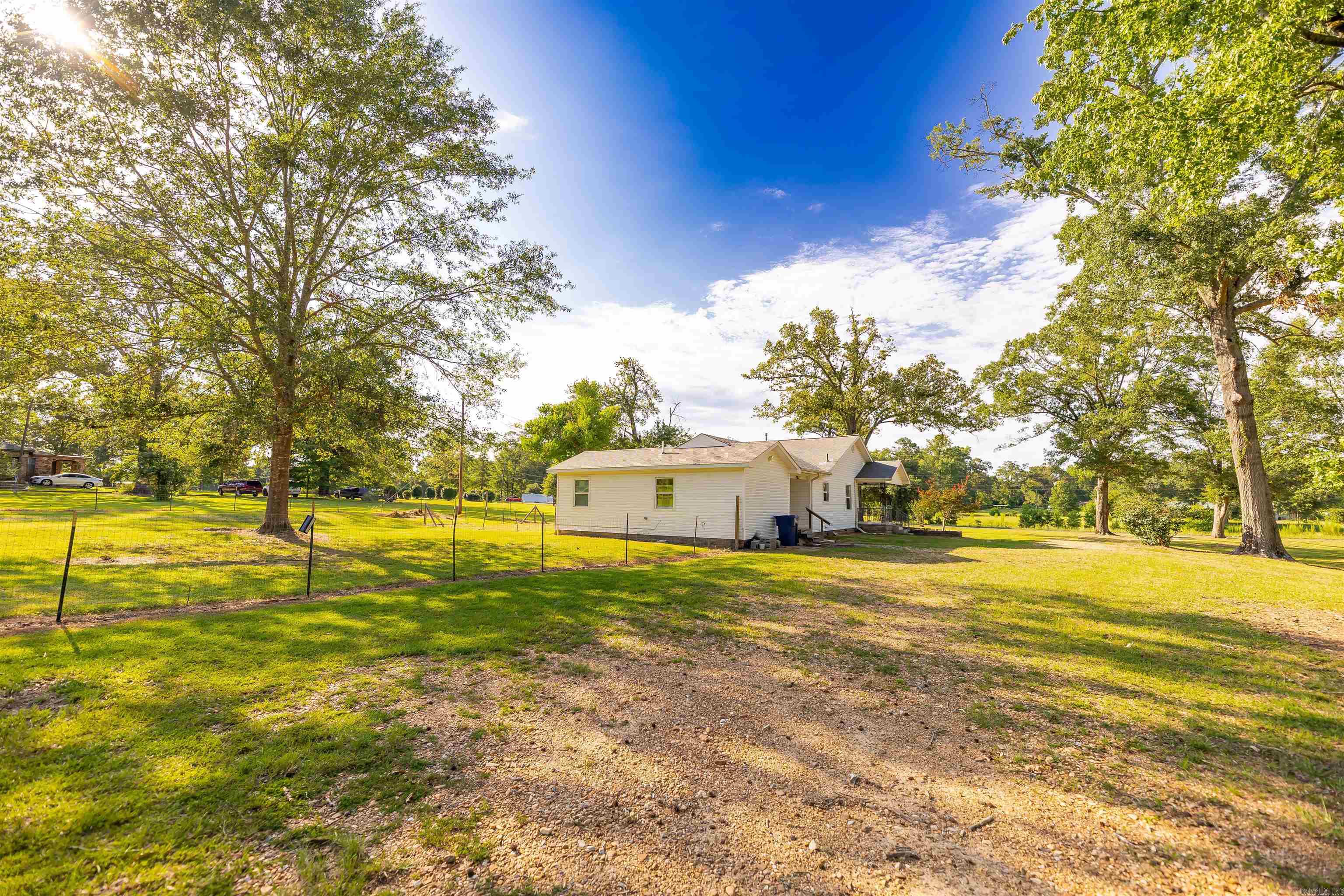 1515 Carroll Rd  Camden, AR