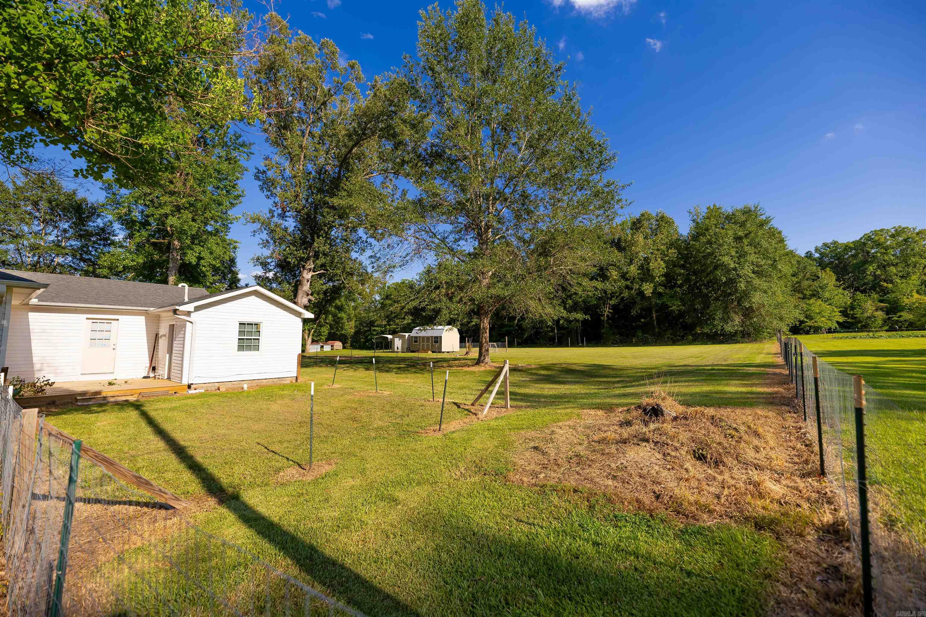 1515 Carroll Rd  Camden, AR