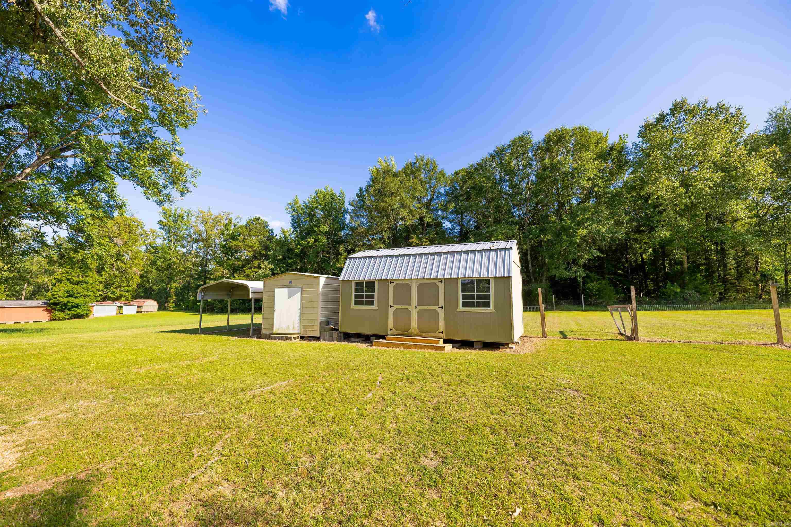 1515 Carroll Rd  Camden, AR