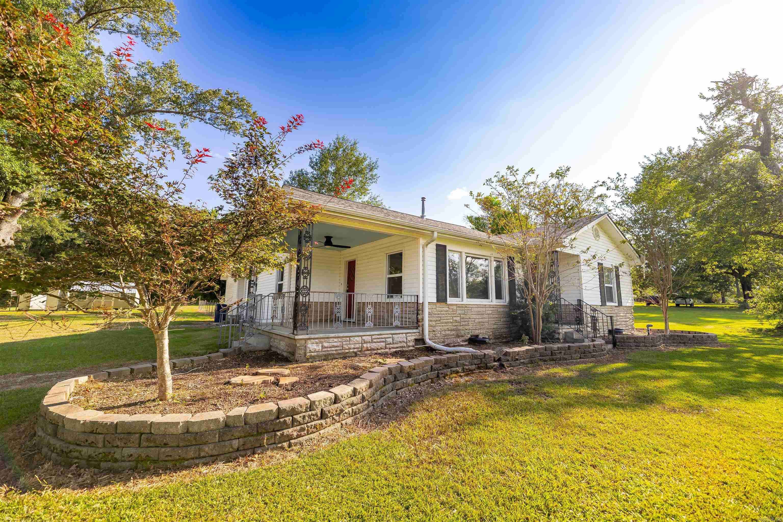 1515 Carroll Rd  Camden, AR