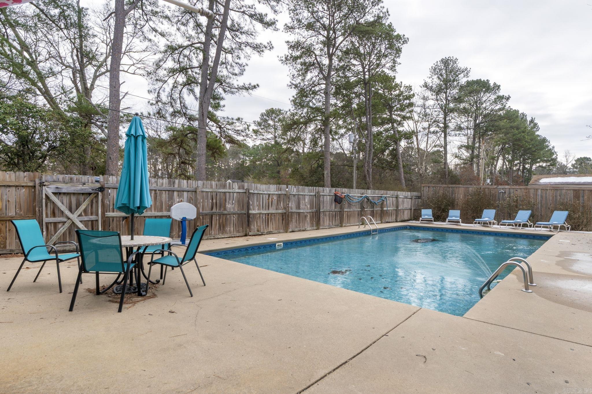 10221 Lanehart  Little Rock, AR