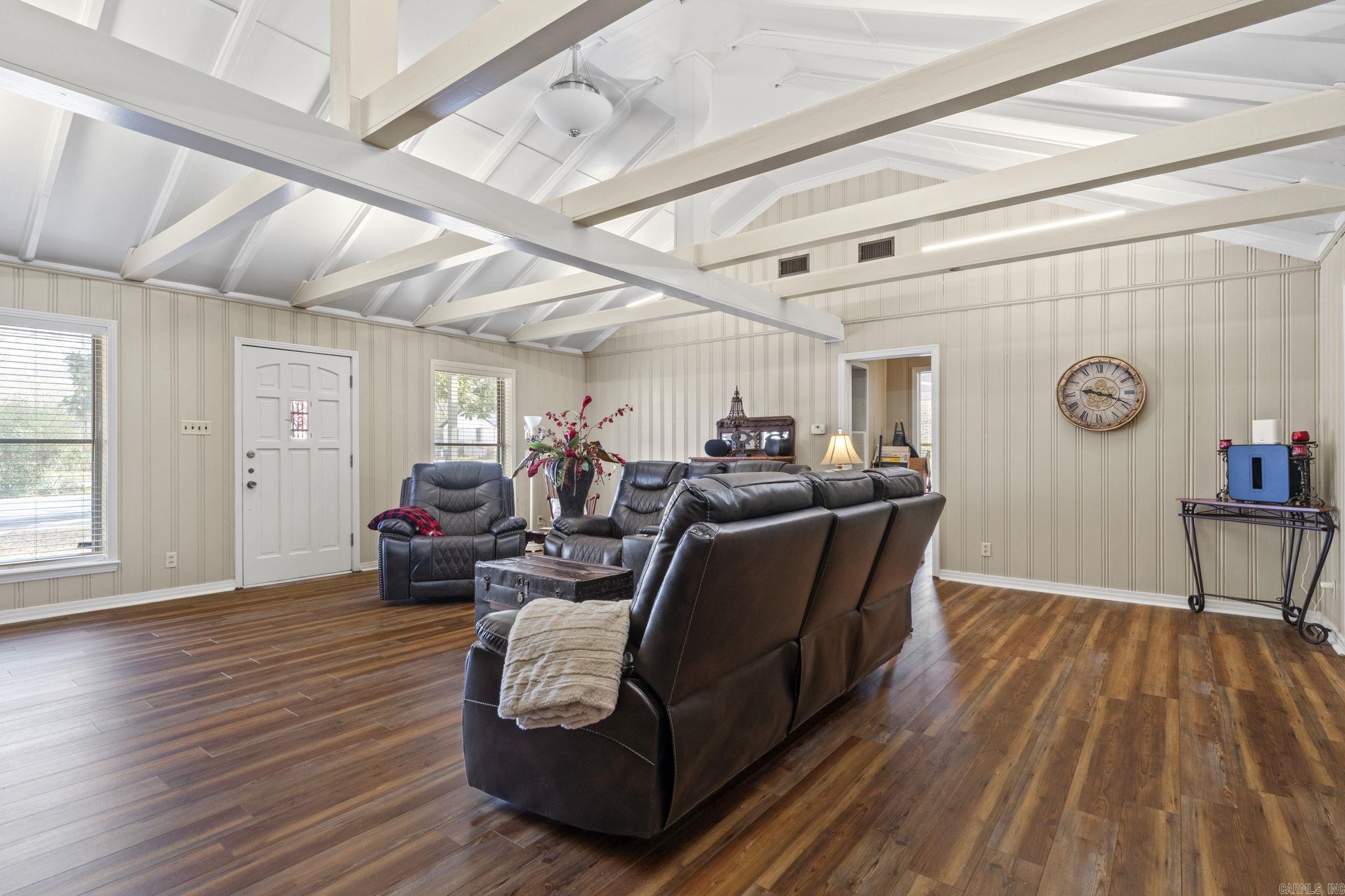 10221 Lanehart  Little Rock, AR