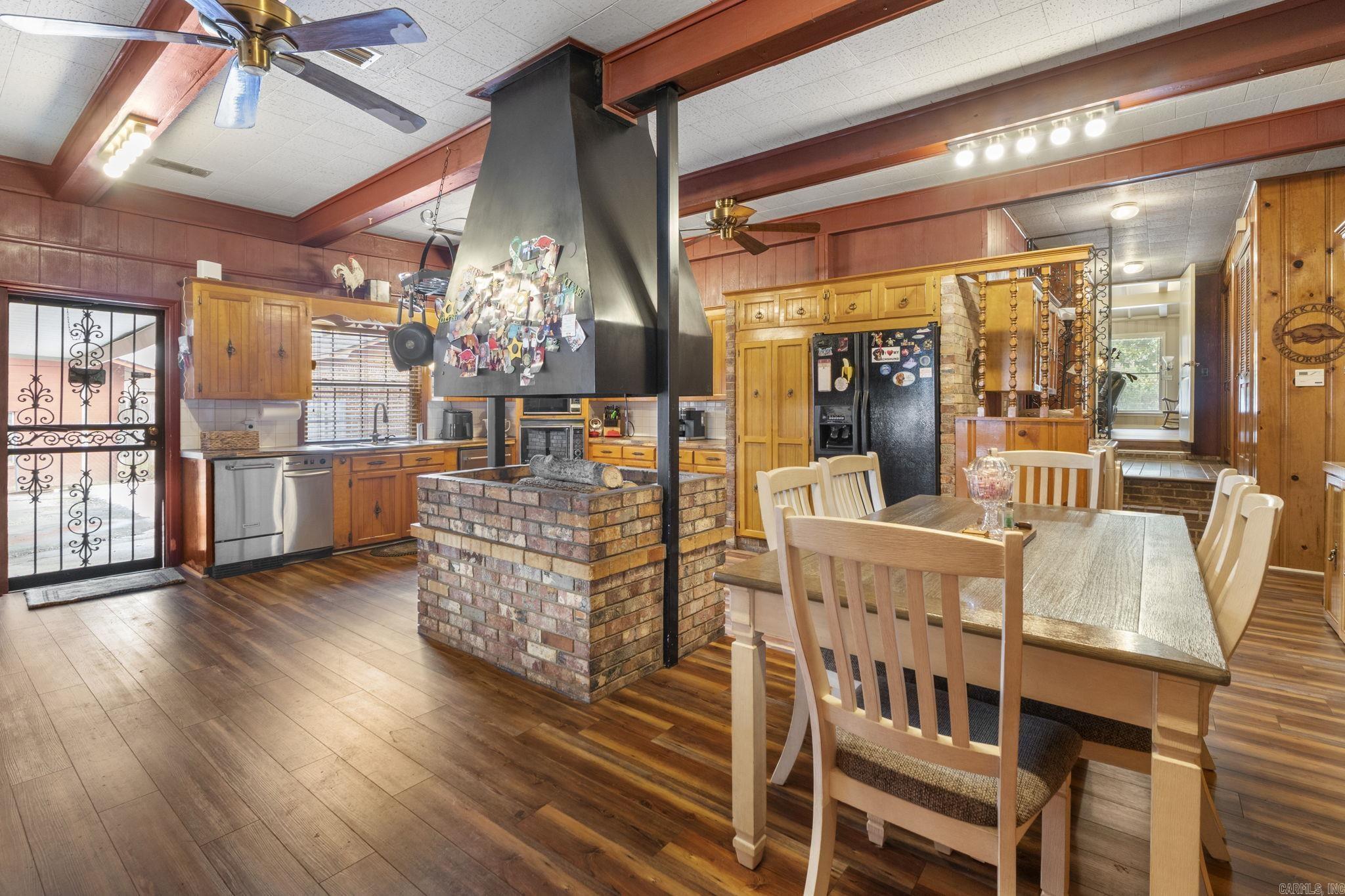 10221 Lanehart  Little Rock, AR