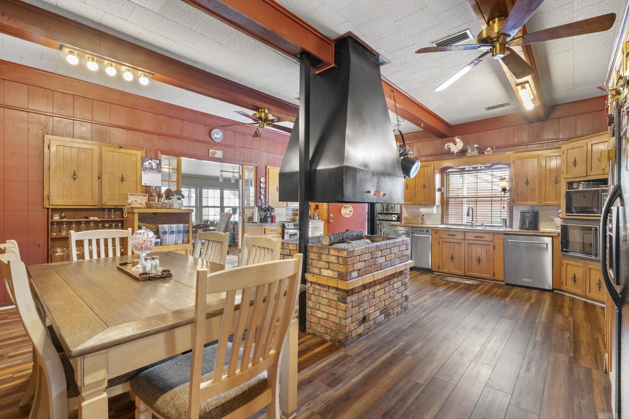 10221 Lanehart  Little Rock, AR