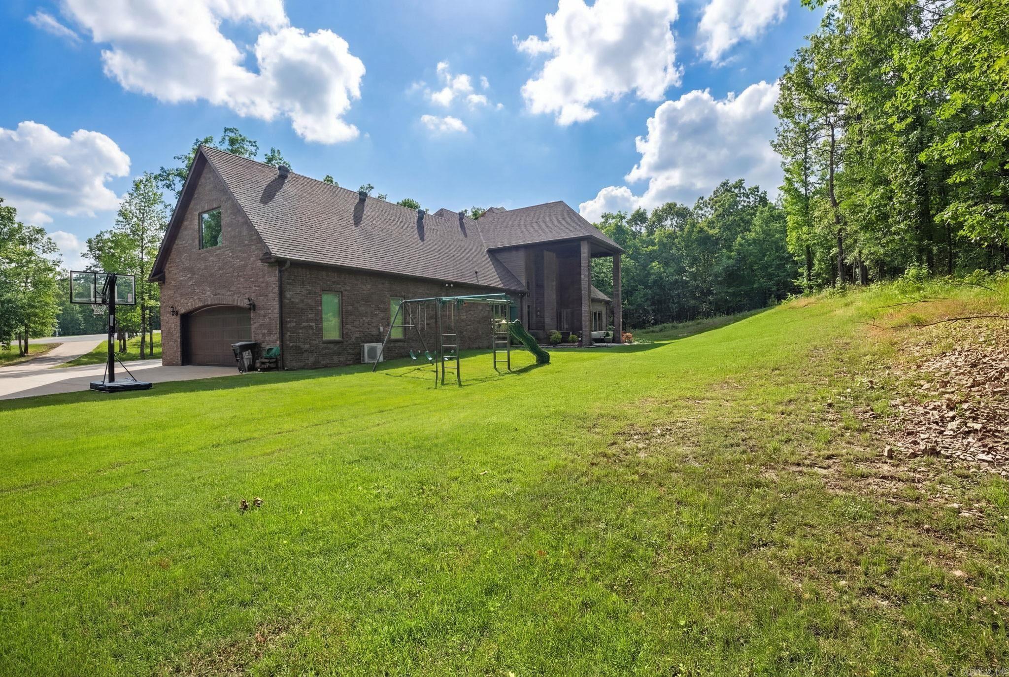 2000 Boulder Cir  Little Rock, AR