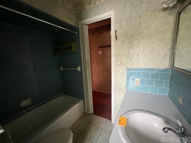 122 Oak Street  Lake City, AR