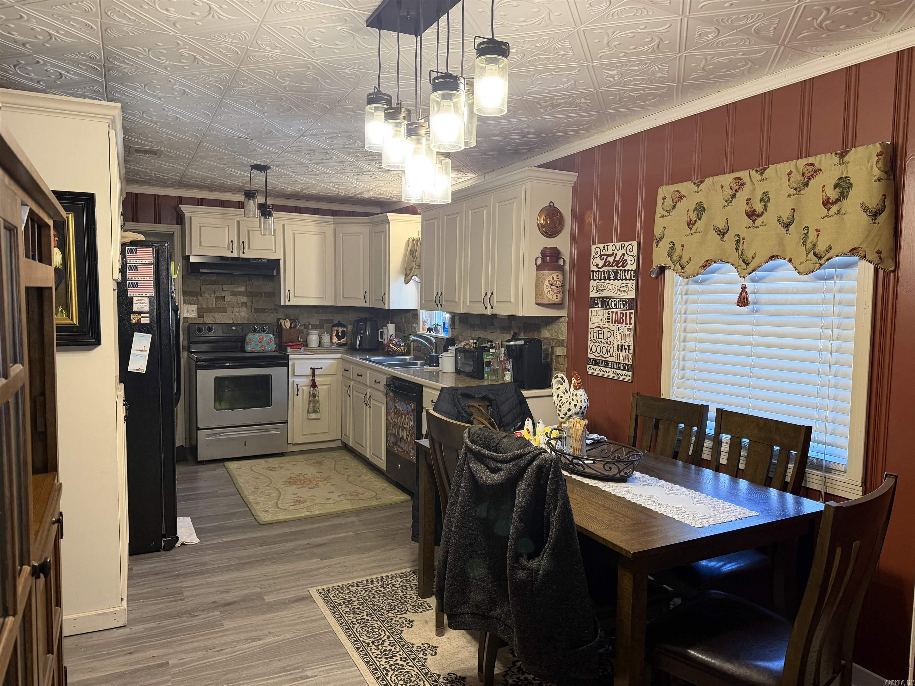 512 West Street  White Hall, AR