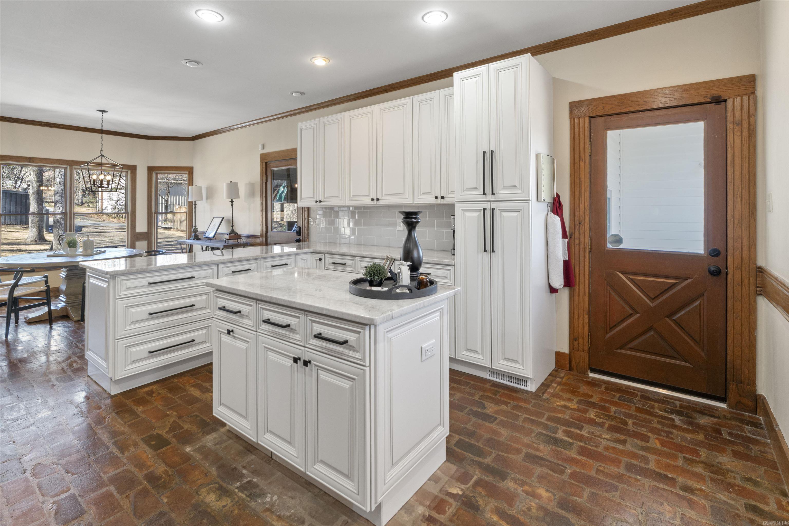 5113 North Hills Blvd  North Little Rock, AR