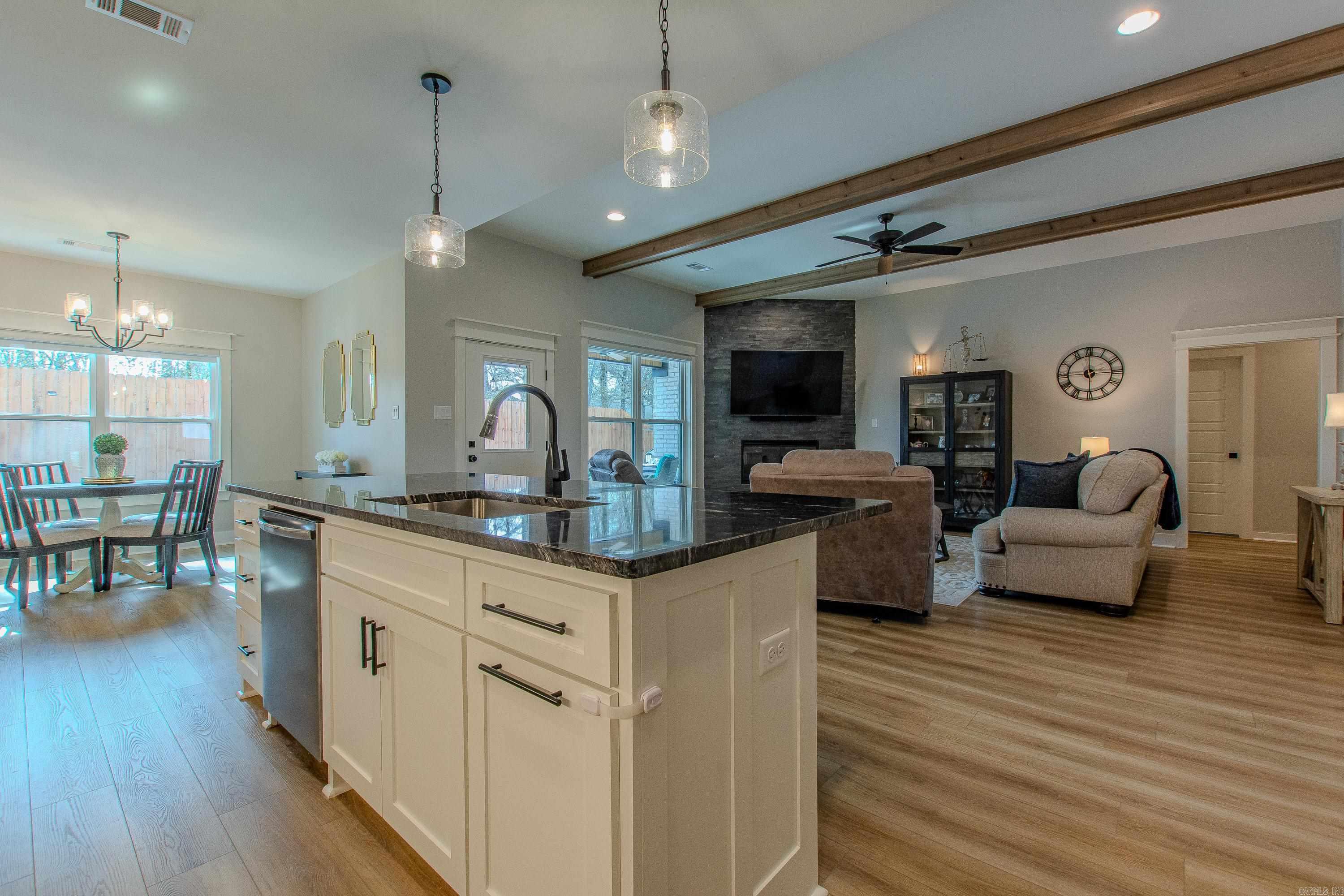 6043 Coral Ridge  Alexander, AR