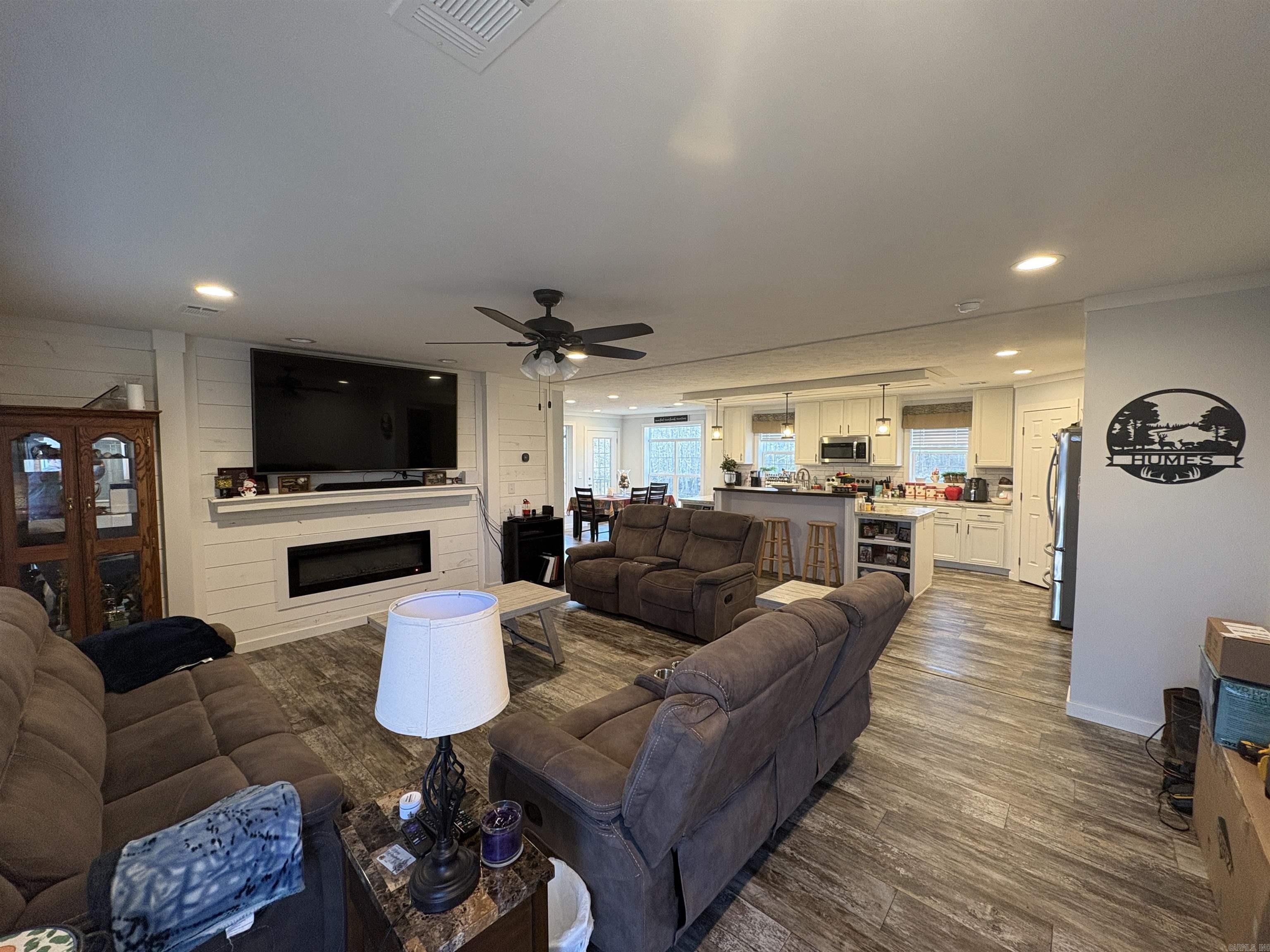 4146 Hwy 367  Searcy, AR