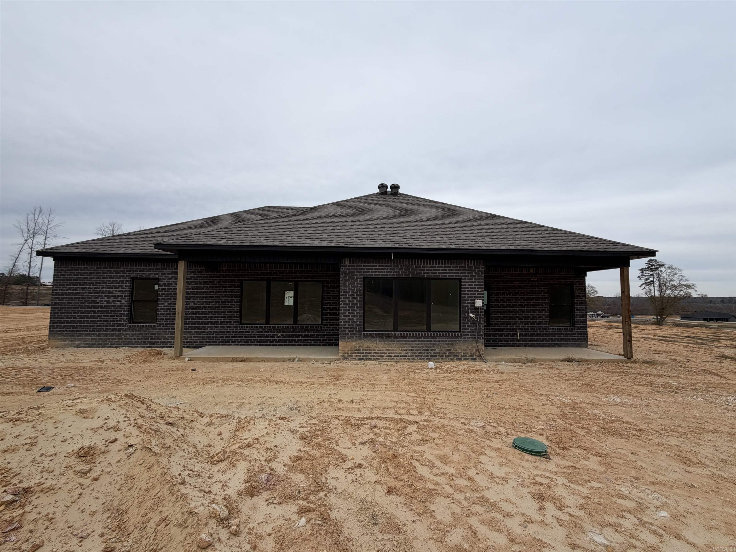 1160 Duke  Bauxite, AR