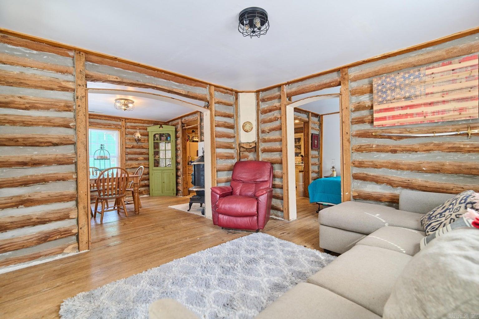 1729 US-63  Williford, AR