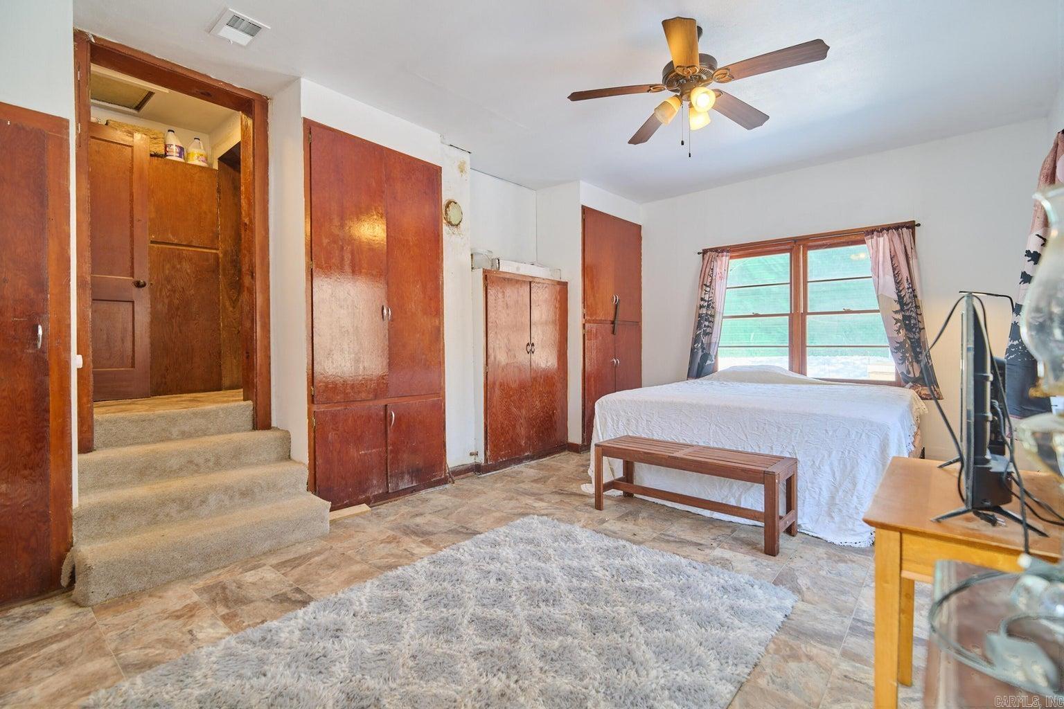 1729 US-63  Williford, AR