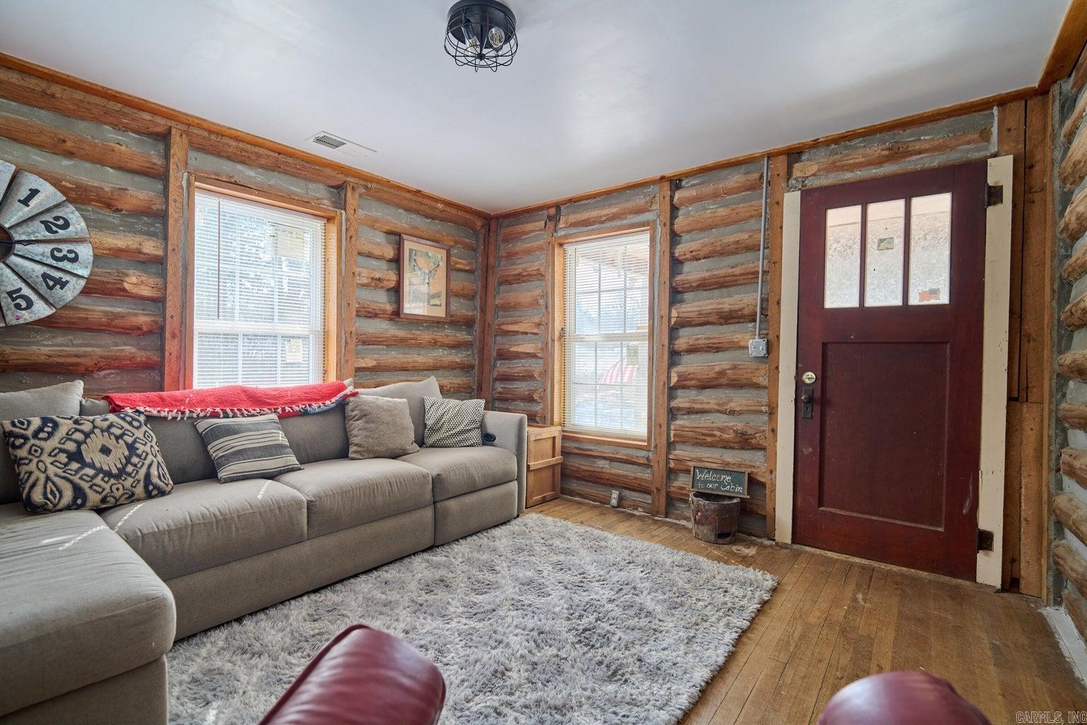 1729 US-63  Williford, AR