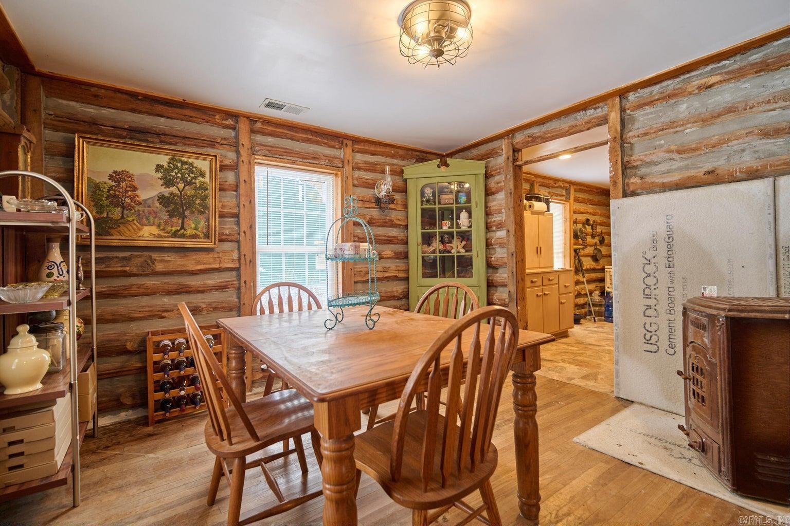 1729 US-63  Williford, AR