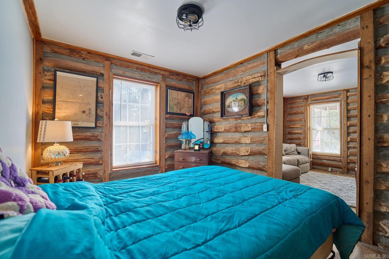 1729 US-63  Williford, AR