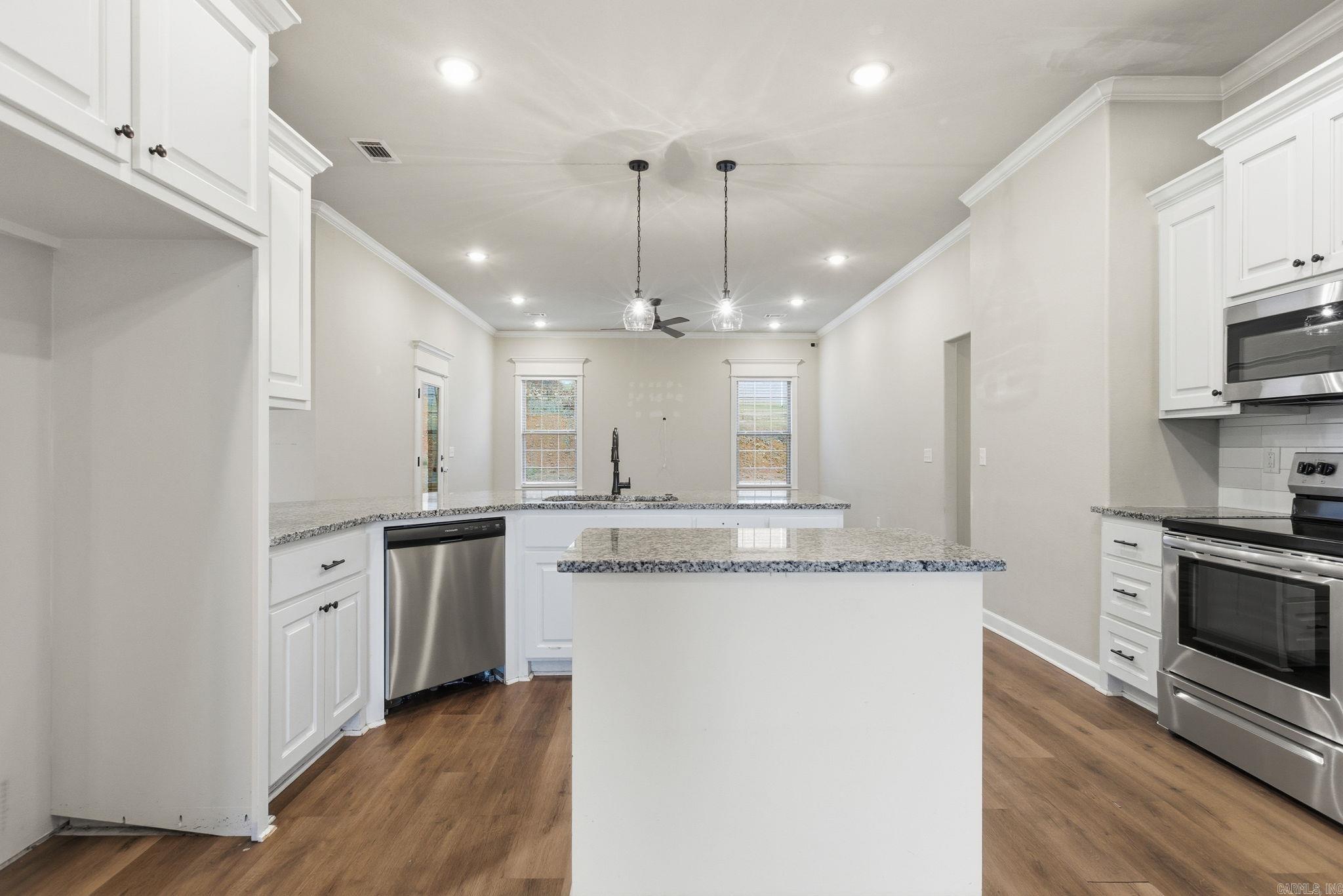 17105 Willow Creek  North Little Rock, AR