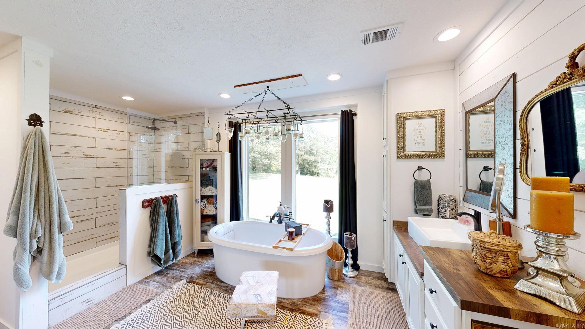 2570 Highway 7 2568 Highway 7, Highway 7 Bismarck, AR