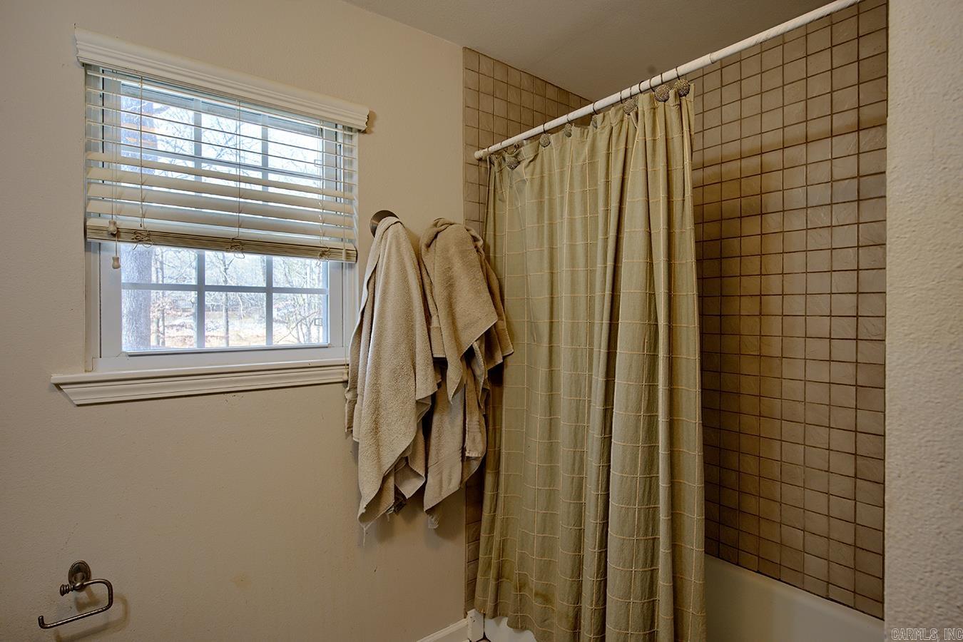 602 E Sevier St  Benton, AR