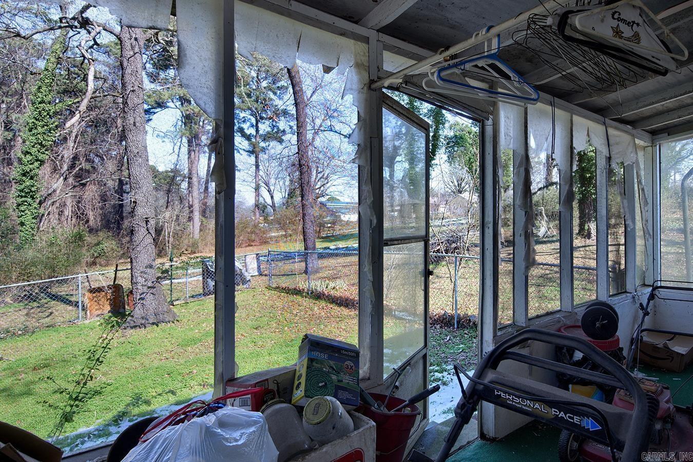 602 E Sevier St  Benton, AR